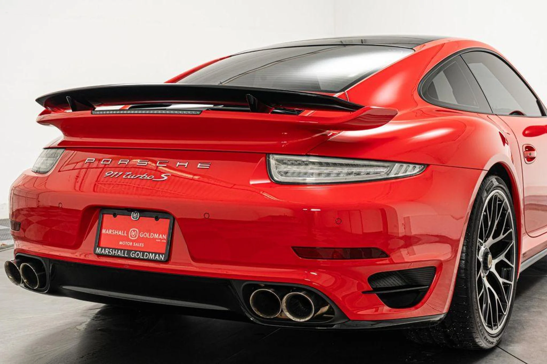 mph040_2697450416_HIB_1_Zq_Ke_P_F_Jg_NX_Lt2u7m_30_Mw_d9a1fd202e