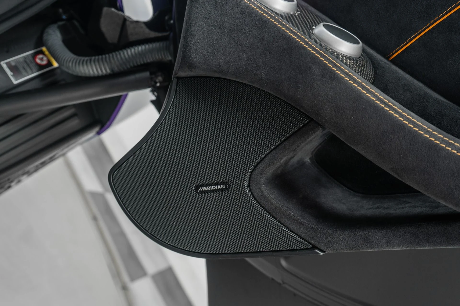 mph040_2700517034_Used_2016_Mc_Laren_650_S_Spyder_Full_Purple_Pearl_Wrap_Extensive_Carbon_Fiber_1783540867_5080719913