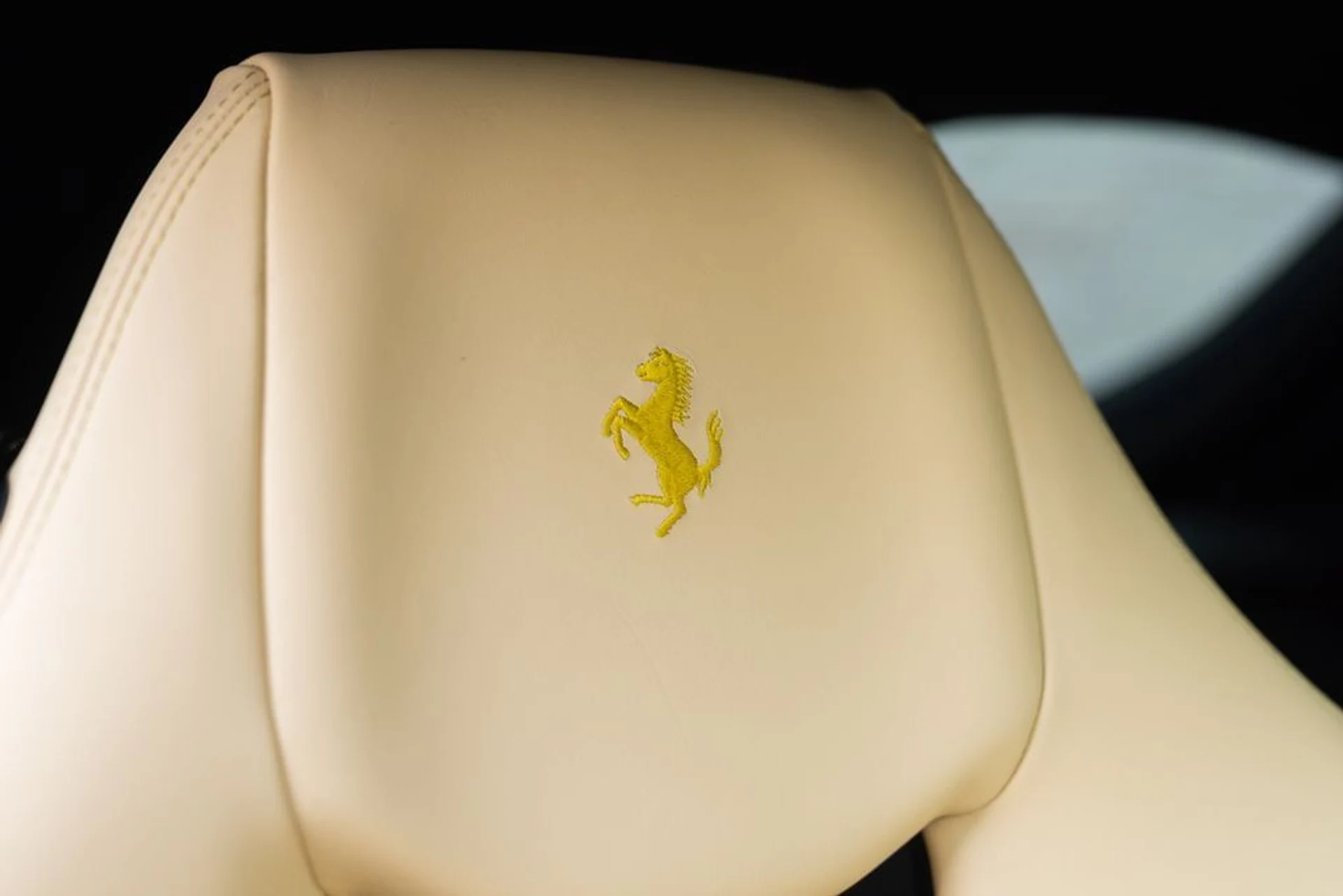 mph040_2702134596_4fd785096bbe63189425dc6a3df108ccx_42920f2672