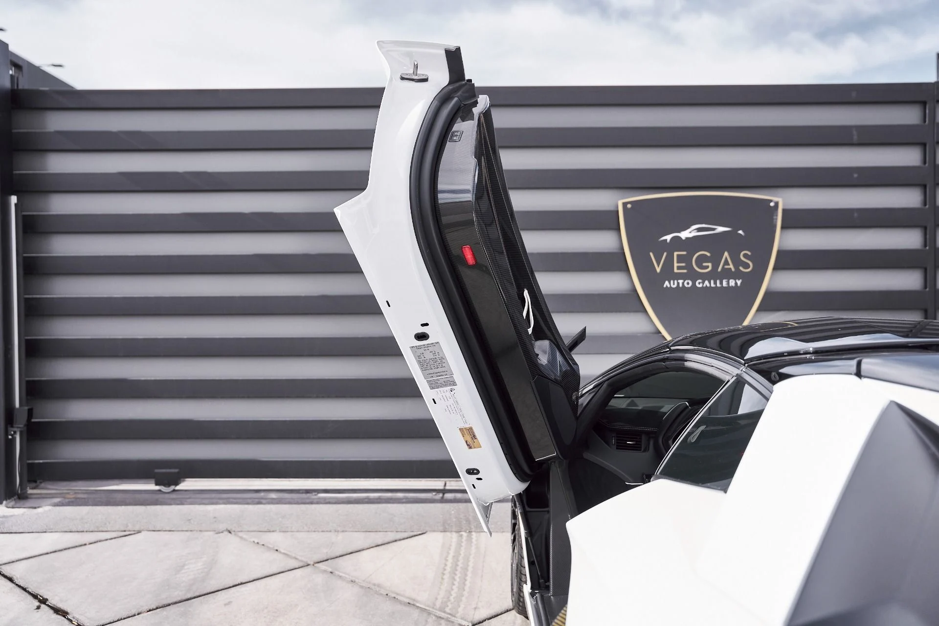 mph040_2703266833_Used_2017_Lamborghini_Aventador_LP_750_4_Super_Veloce_1768358708_9ef16cdbbd