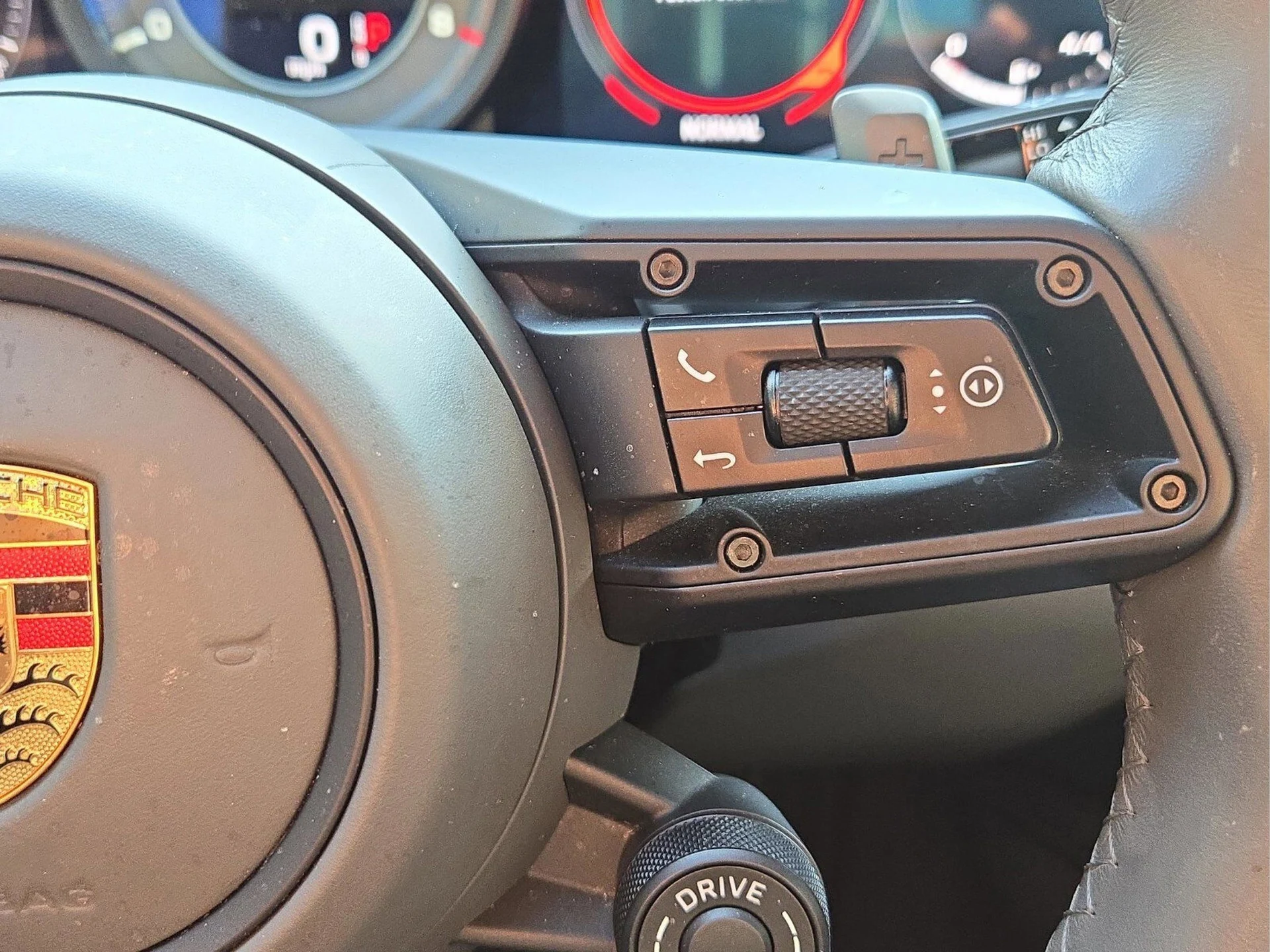 mph040_2705682453_fcde7ef953bd75b97e814735db76a5f2x_6bf8dff621