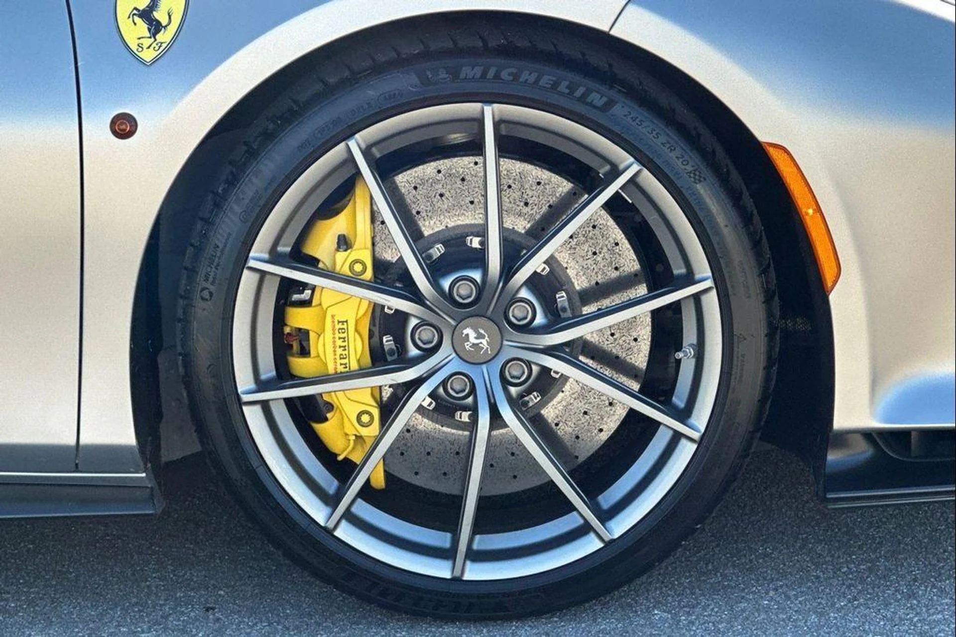 mph040_2729708325_M_Zd_E9p_Xo2_MR_Btvjo1zahs_Qe_DW_3_Y_cfd536c553