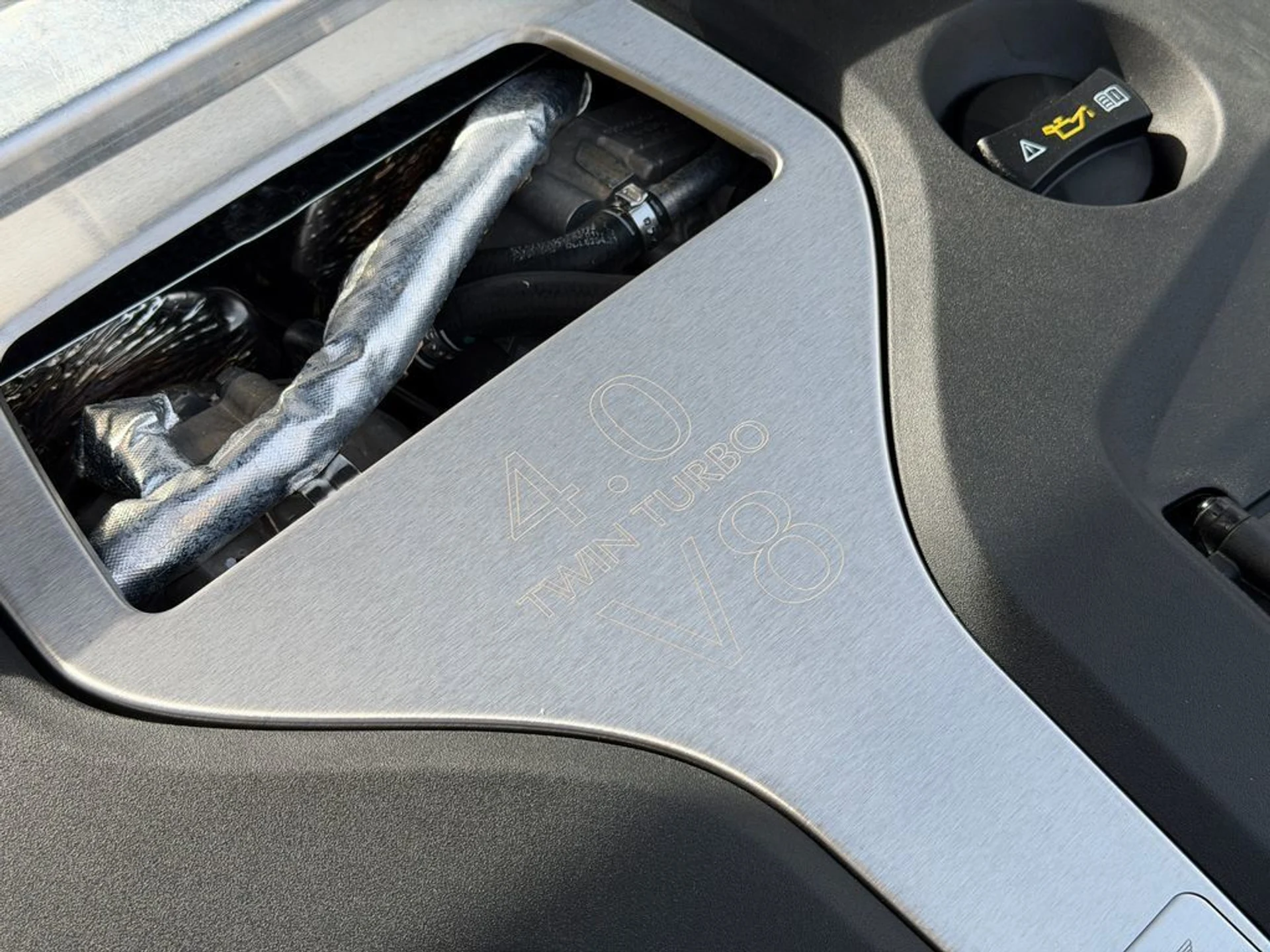 mph040_2730442750_7629ced172724564b2eadc88aa6d8981_237c99051d