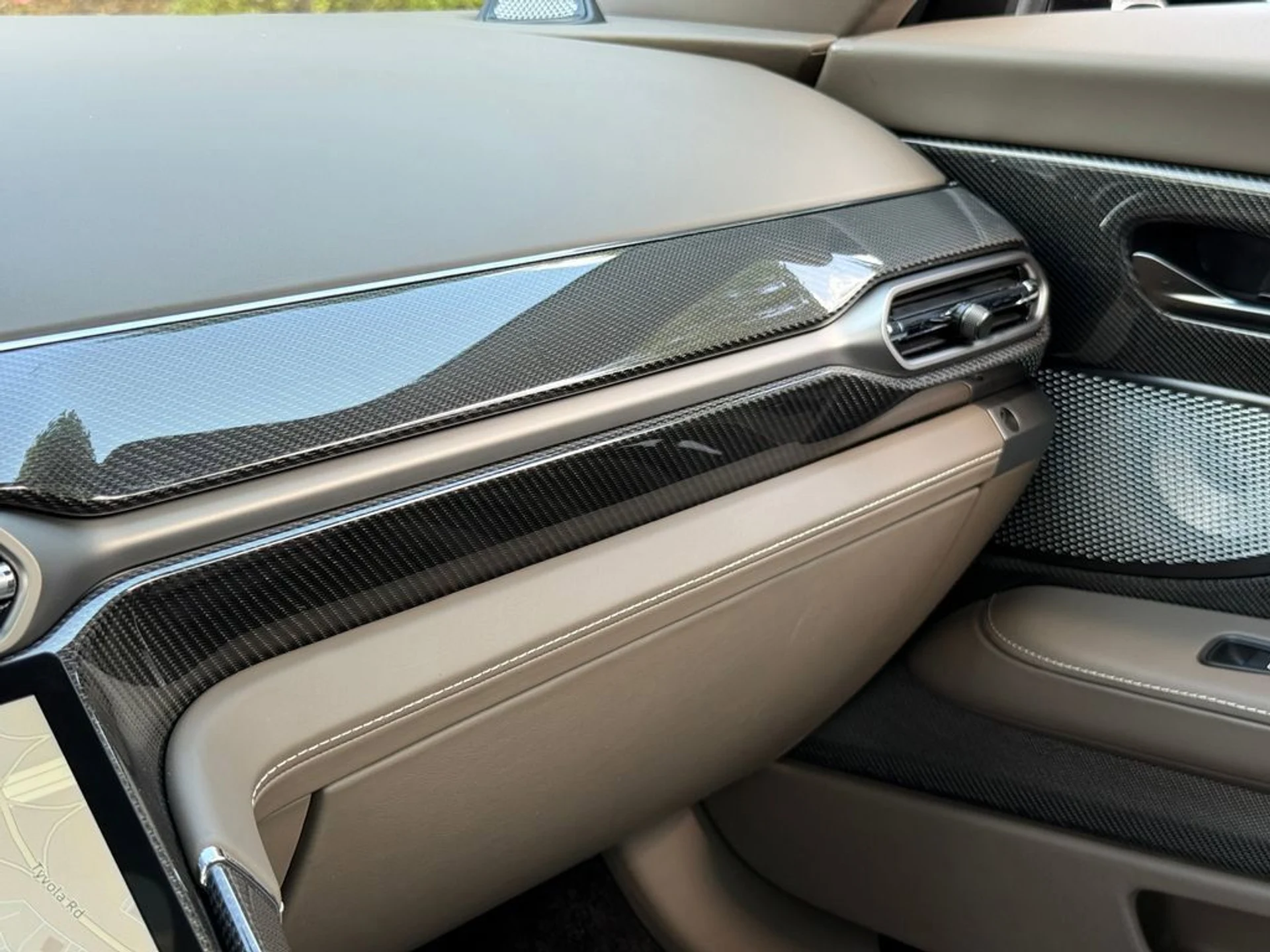 mph040_2730704196_de38ed6fd62d4d71a184328284bb53b0_bd08db1a98