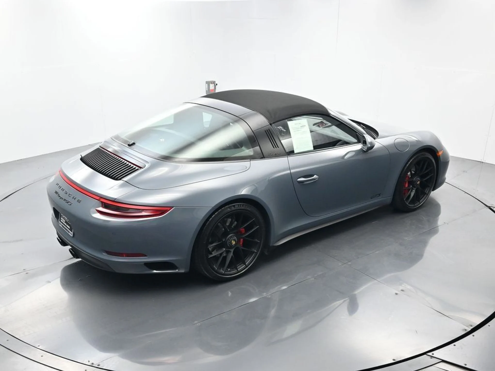 mph040_2736077120_b0b3e07e2006bcadc0bf811b7fff6823_f4db717319