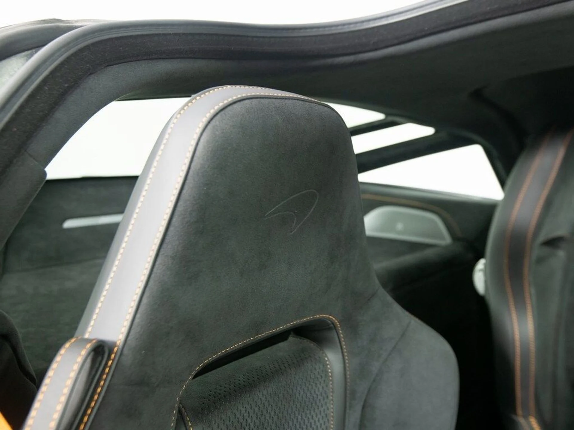 mph040_2737401323_5ae32d87273fd79c8604625c08fe1f8cx_410b92f23a