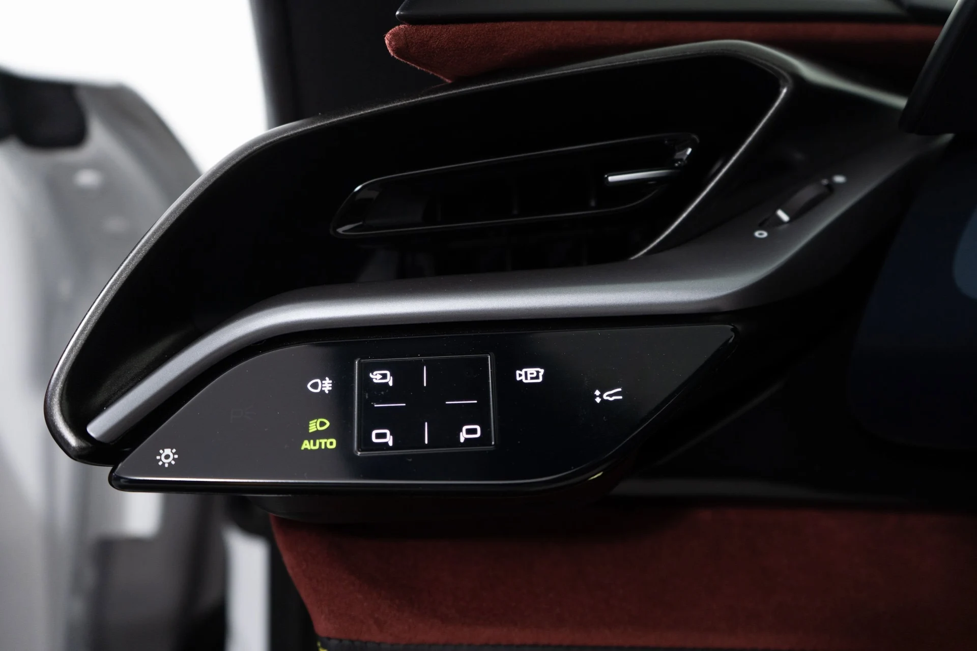 mph040_2743023182_5921ef5972114829b15f75b01d64b5de_6d1daed287