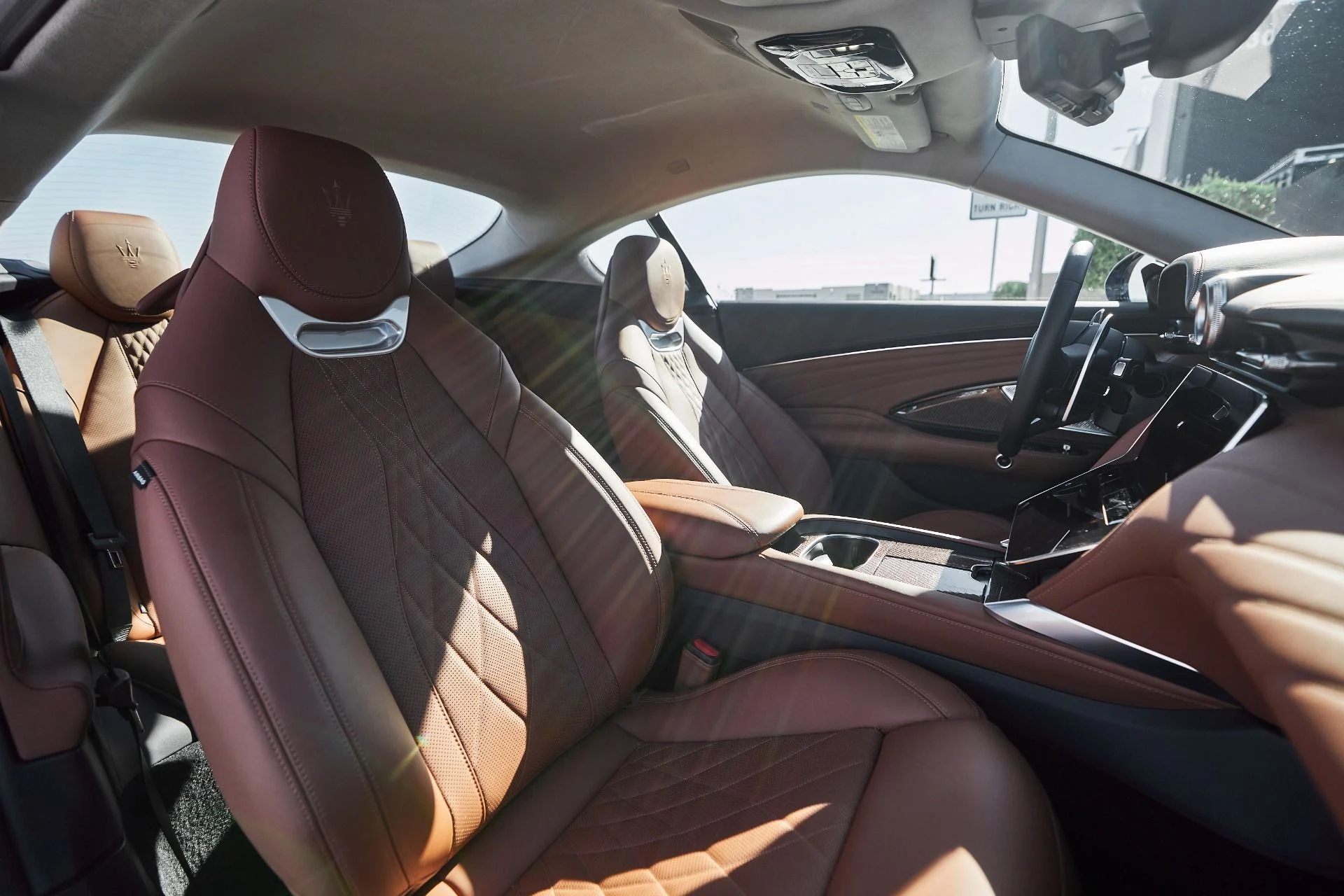 mph040_2749954193_Used_2024_Maserati_Gran_Turismo_Modena_1764124088_c4c58dd94c