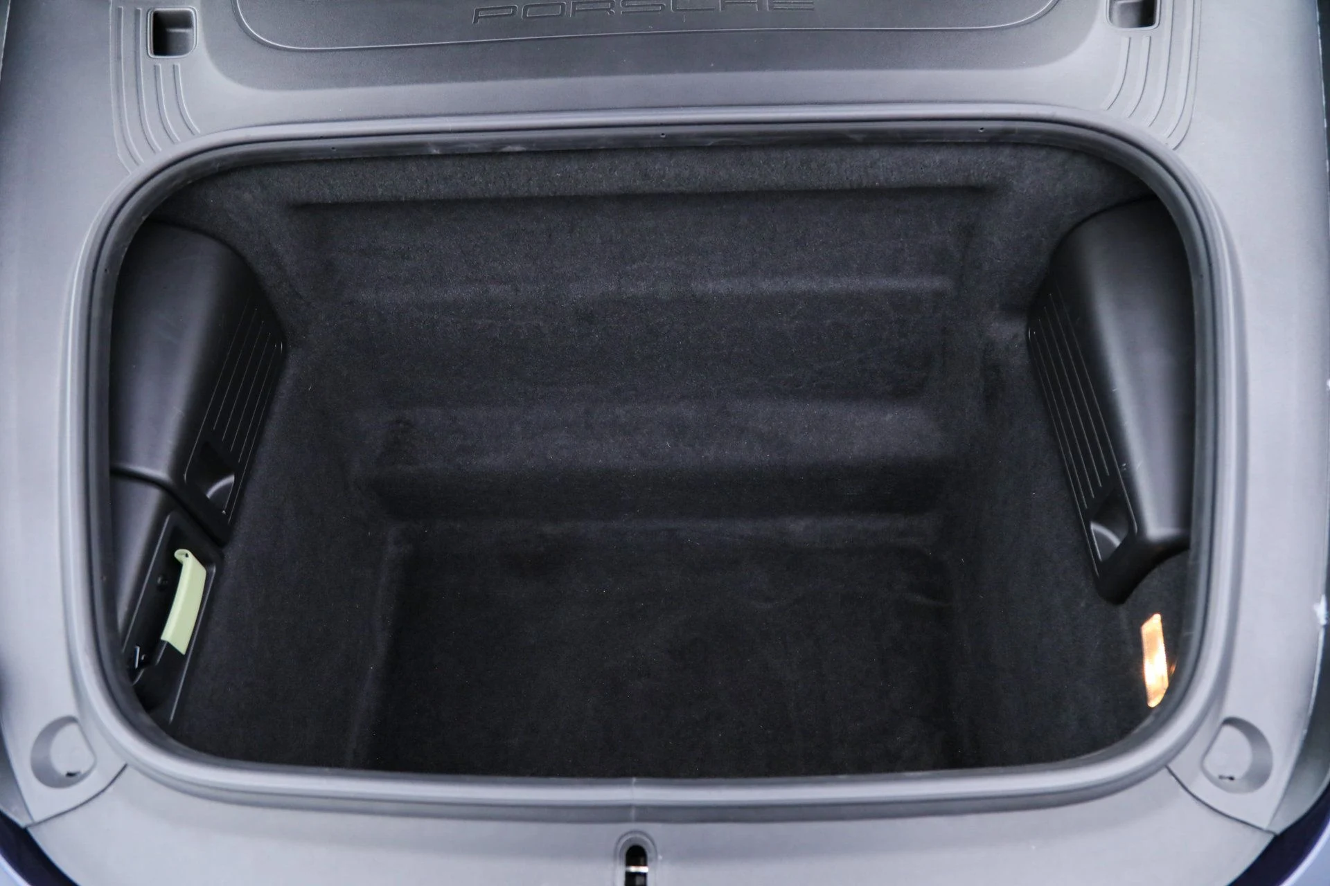 mph040_2755830387_c893517d26e96b36272a7b7dca17c3a4_932c79ff76