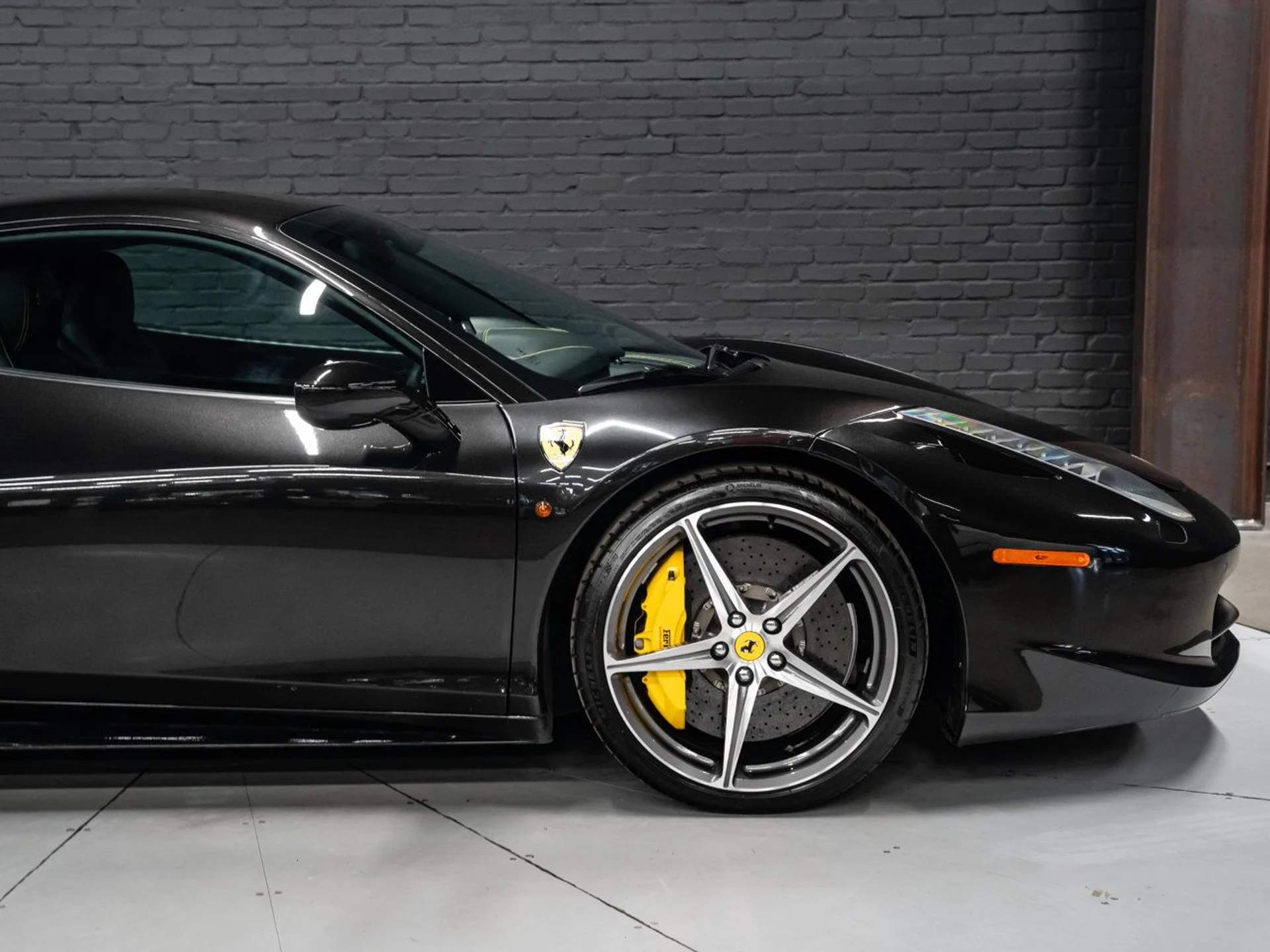 mph040_2761471286_ferrari_458_italia_2015_483c8b76f8