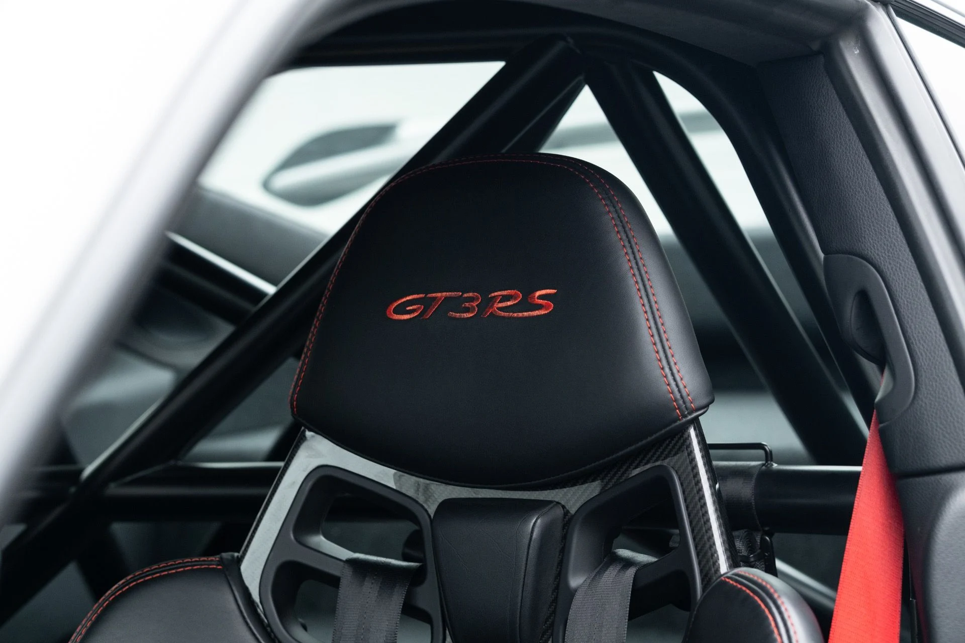 mph040_2764520968_Used_2016_Porsche_911_GT_3_RS_1773808378_441f77aa89