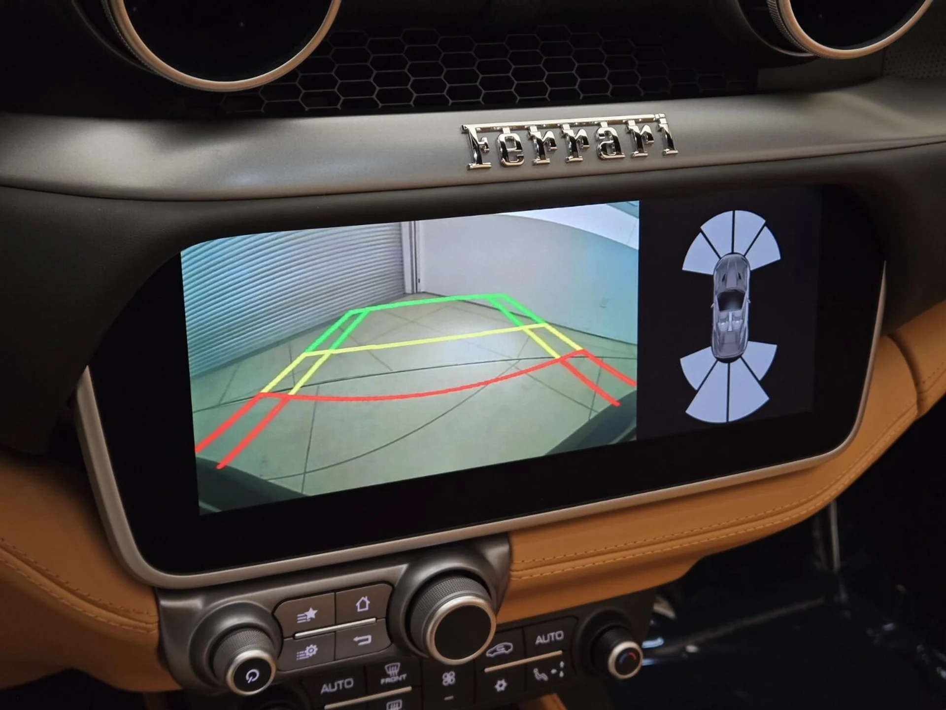 mph040_2772032851_Used_2019_Ferrari_Portofino_1762588101_3c6d55bf27