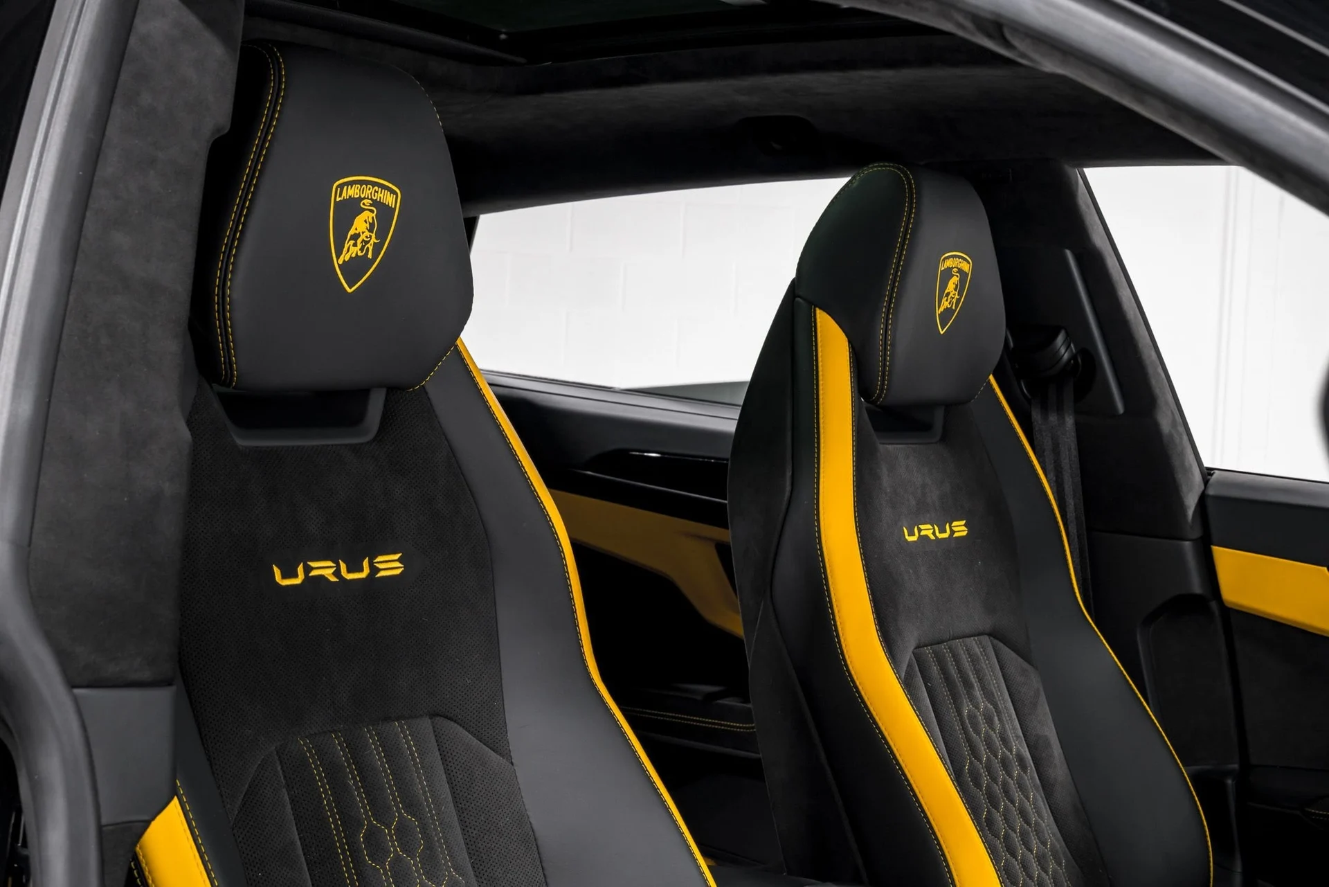 mph040_2772521549_2f0750b61afab1205d67a8b6bb9187acx_95beade9ac