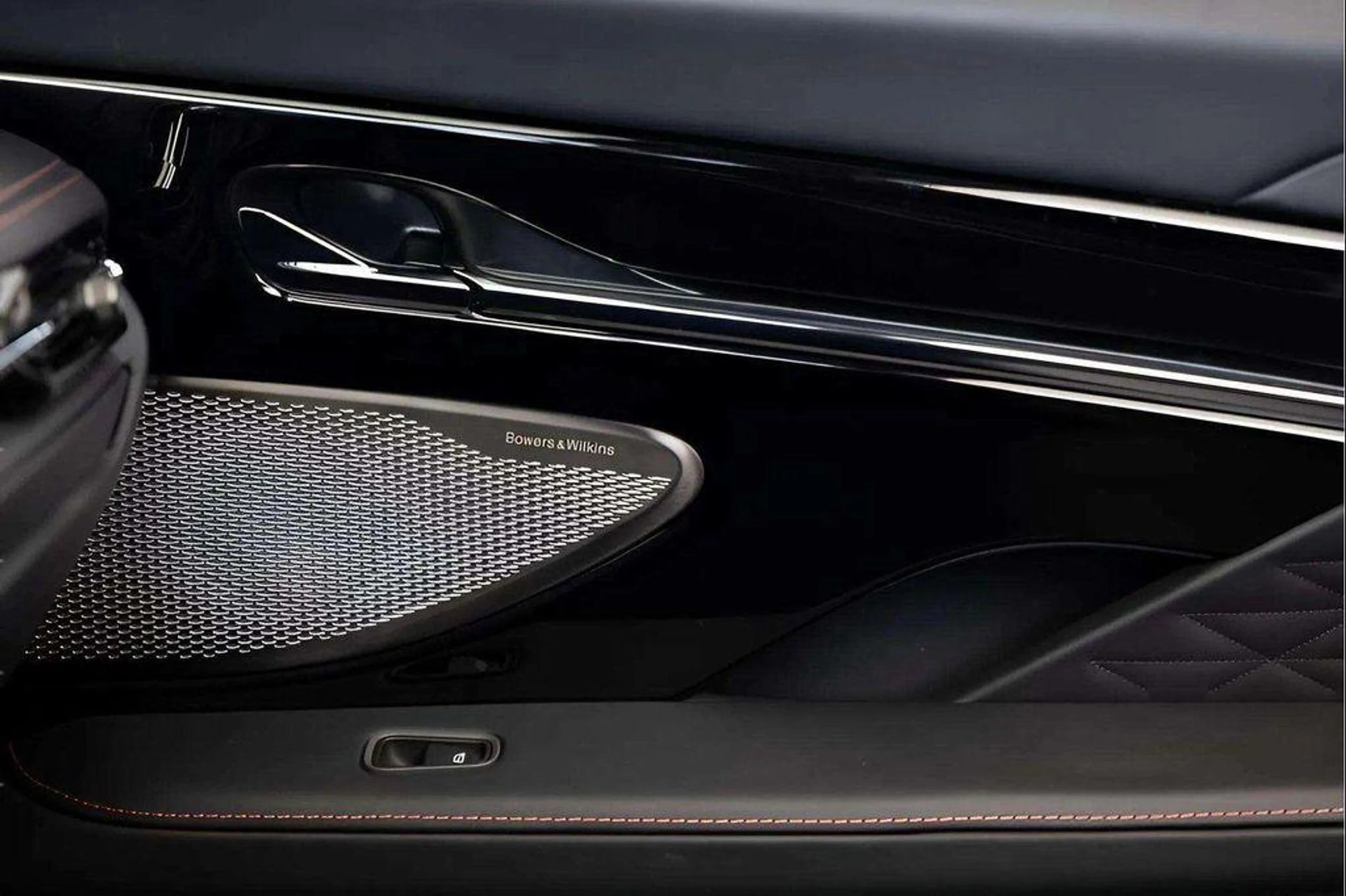 mph040_2787873116_5q3_Rz_5f_Axq_LSA_3_P_Moj_M_Fy9_Suy_I_dbf02b843a