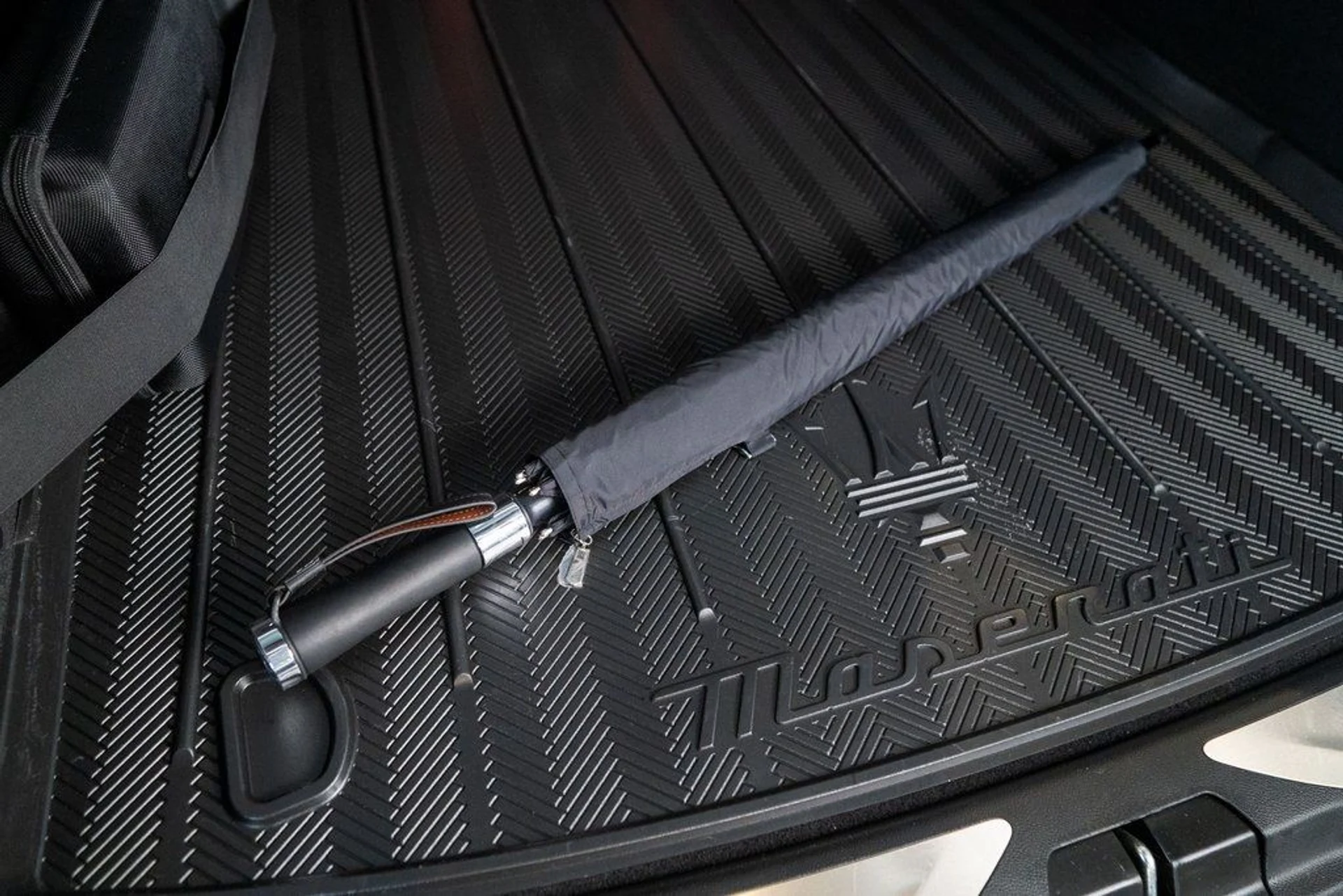 mph040_278940568_d81c98c20cac1a5cc801d30988c5a266_825271433b