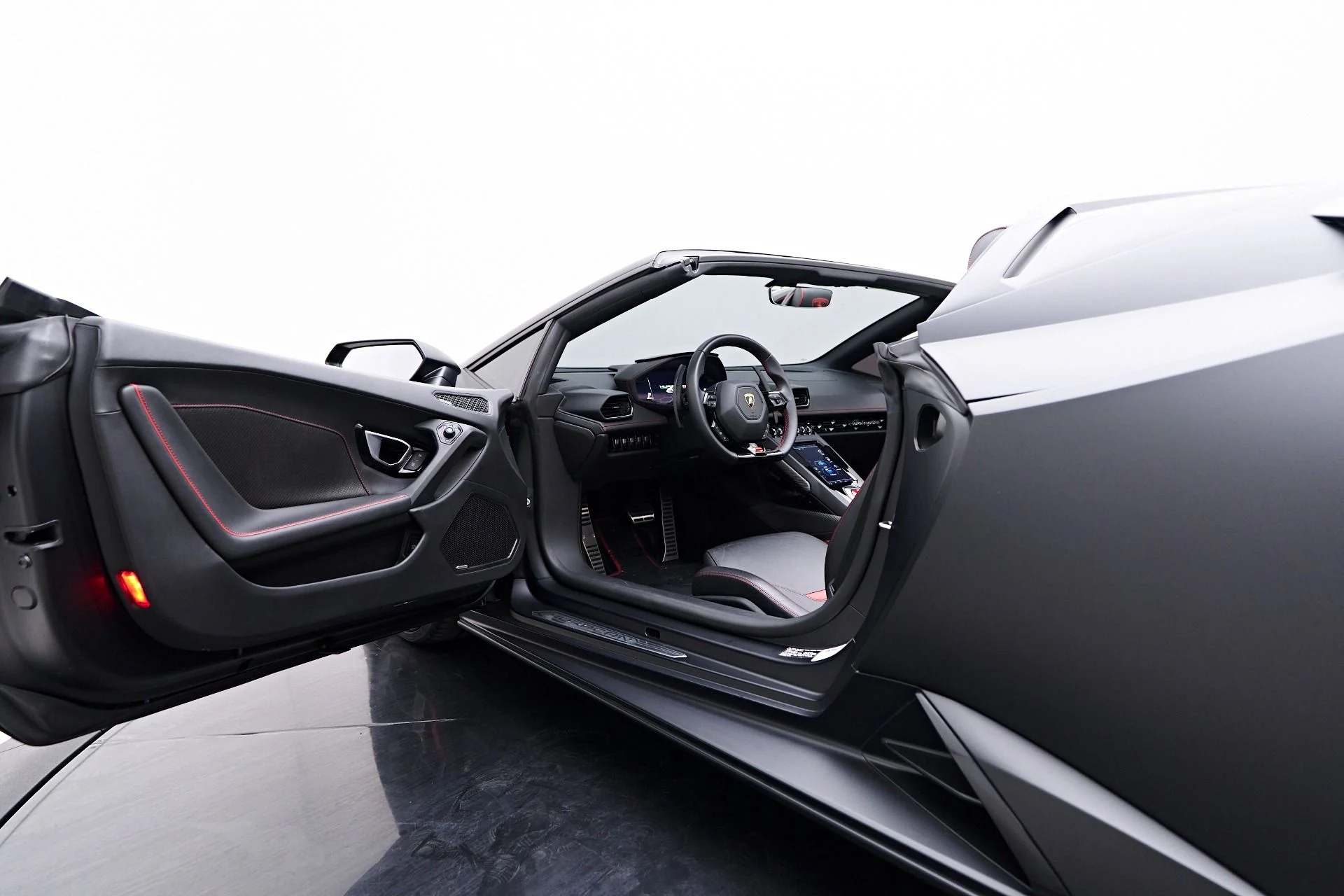 mph040_2790073296_Used_2020_Lamborghini_Huracan_EVO_Base_1755655910_98a2d1cc60