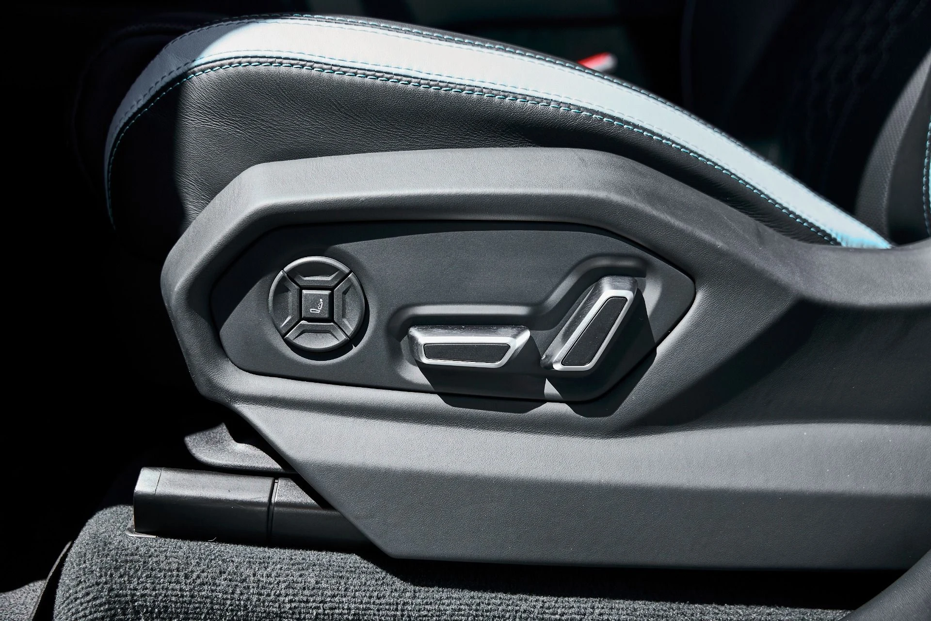 mph040_2792766923_Used_2024_Lamborghini_Urus_Performante_1779865524_fc00f4f84e