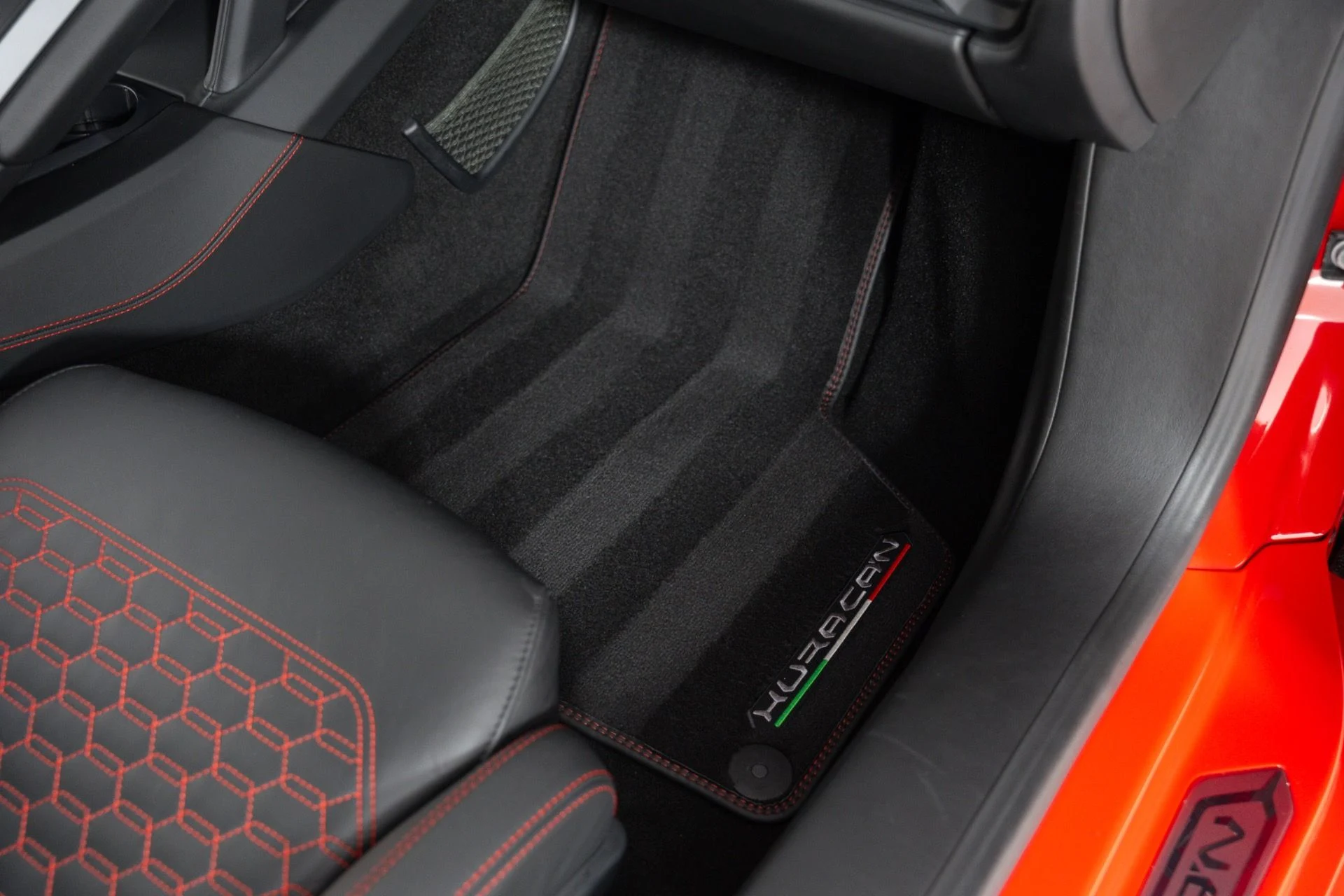 mph040_2797940509_Used_2017_Lamborghini_Huracan_LP_580_2_1787346285_4467eea91b