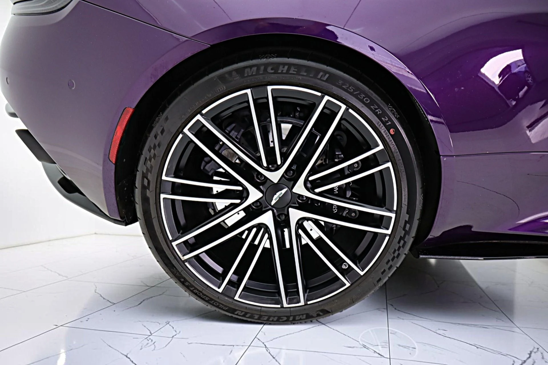 mph040_2798108544_Used_2024_Aston_Martin_DB_12_Coupe_LEASE_OPTIONS_AVAILABLE_e1e636fe77