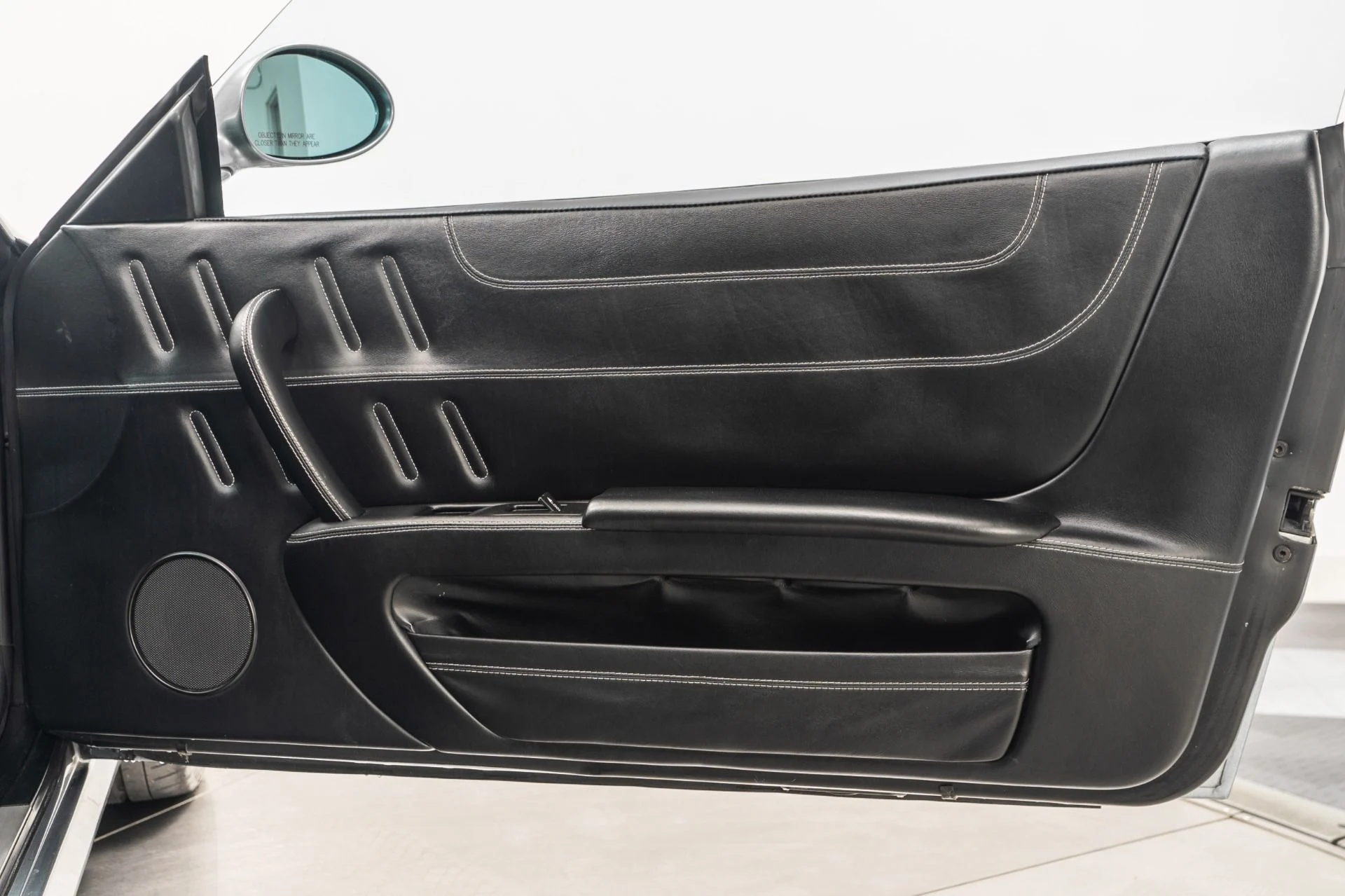 mph040_2800343197_Used_2003_Ferrari_575_M_Maranello_1755887580_6eeaf8b3ab