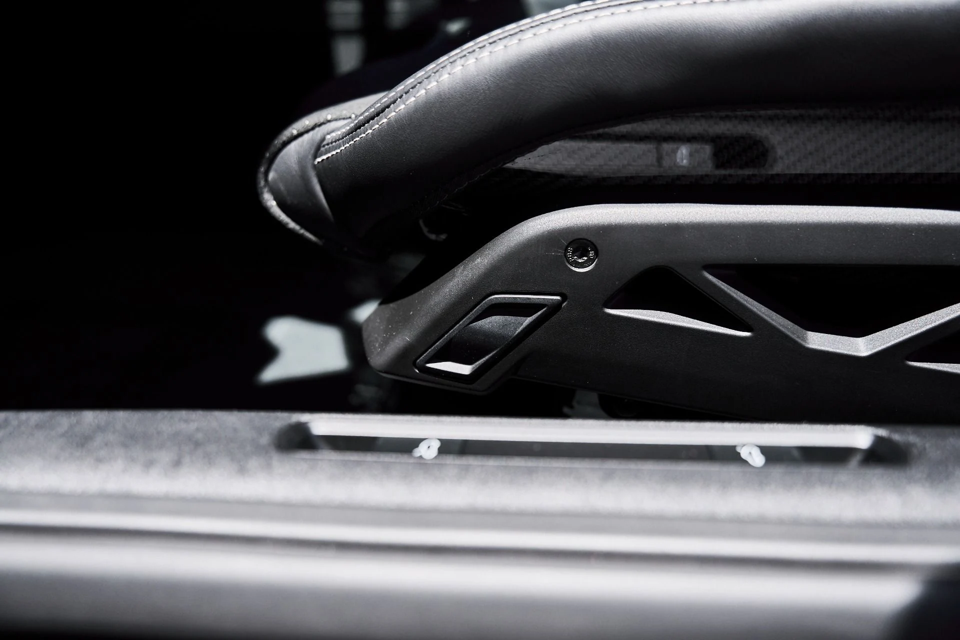 mph040_2806252591_Used_2025_Porsche_911_GT_3_1780363296_d53093267b