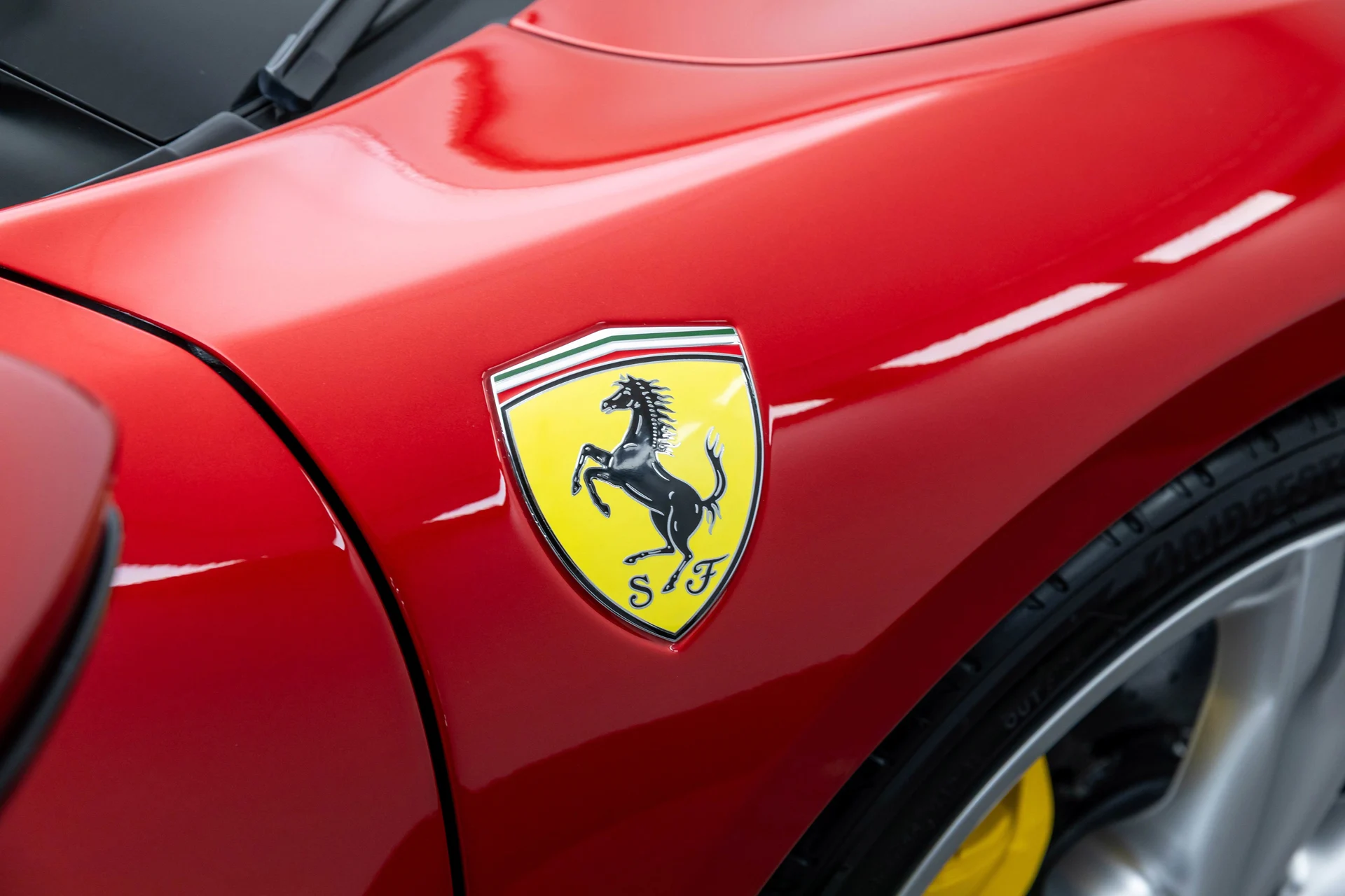 mph040_2820763213_cc89d73abca945baa5b53699d7f4af53_19b88893ca