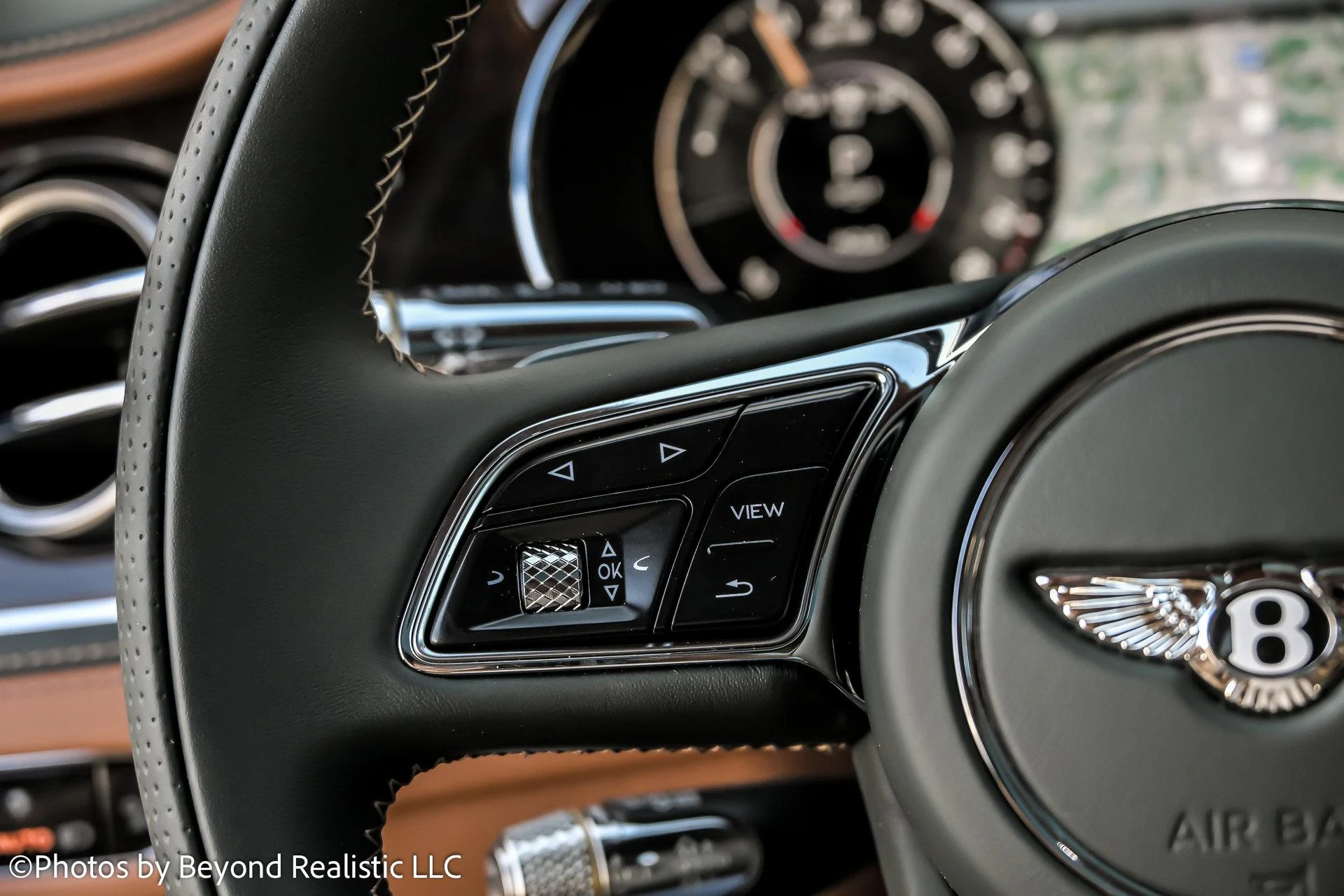 mph040_2826590421_Used_2025_Bentley_Flying_Spur_Speed_First_Edition_Specification_1761724551_a7d5a19ff0