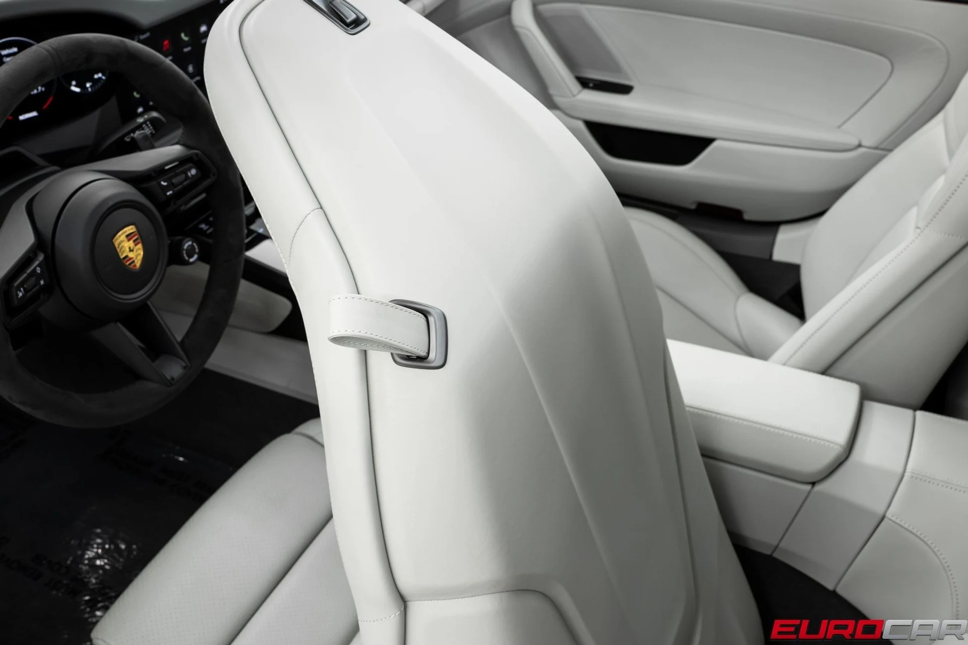 mph040_282994247_image_41_3c69fcdbf9