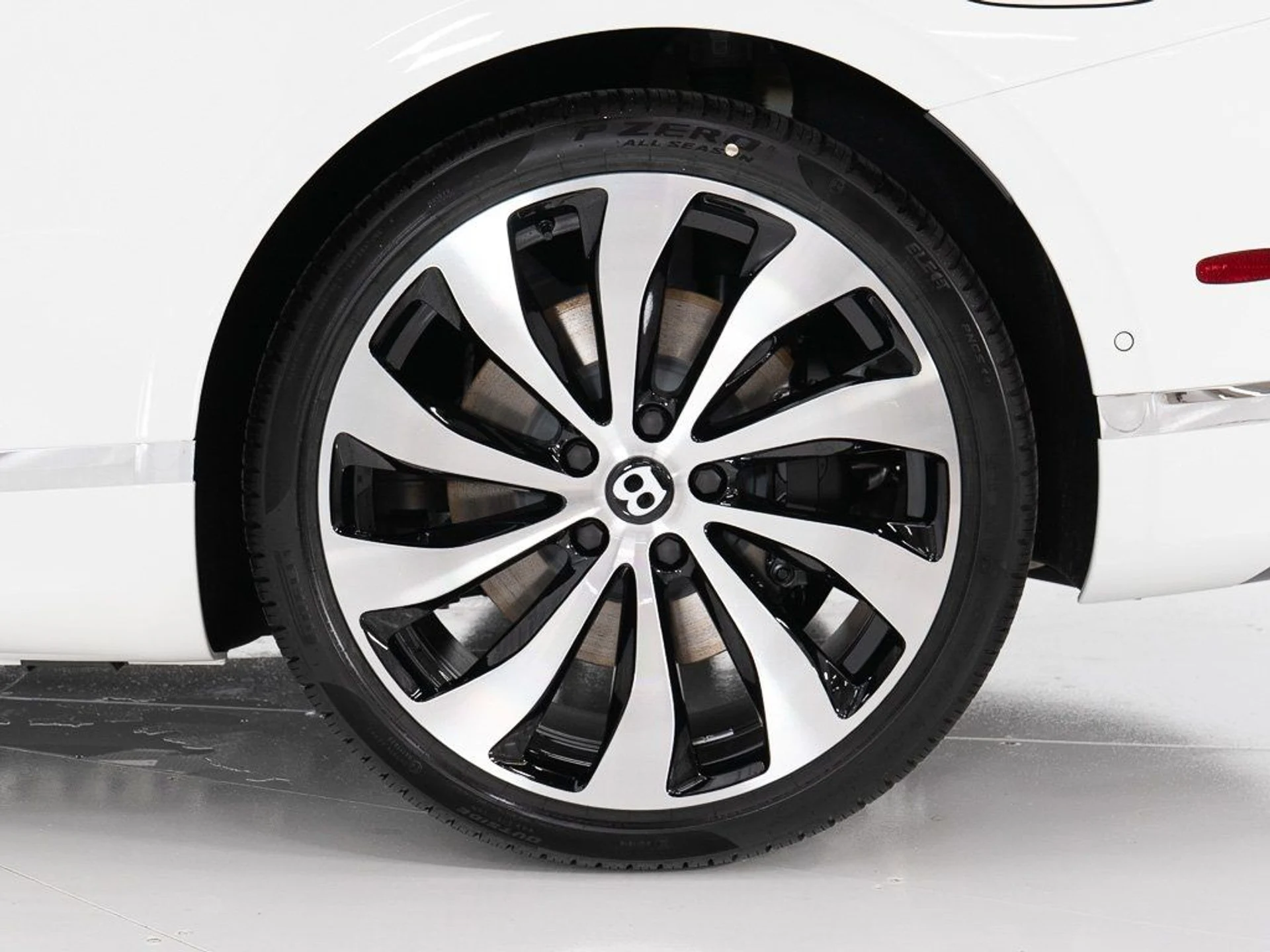 mph040_2831316112_cde26795f09c294c73a3d3a7aecdcbf9_5dc79b8fde