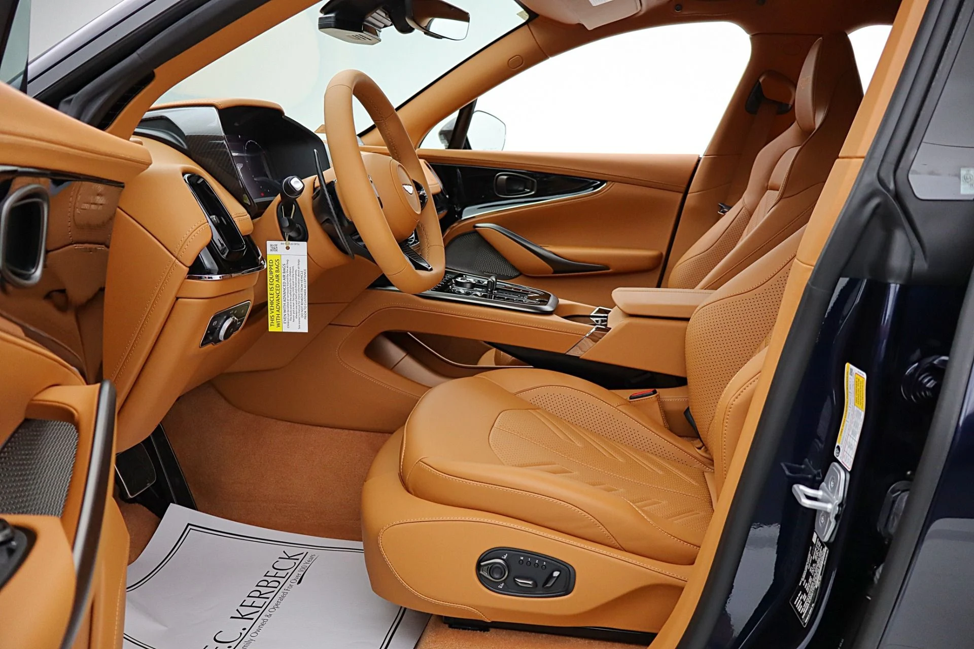 mph040_2840492185_New_2026_Aston_Martin_DBX_S_15d6865c65