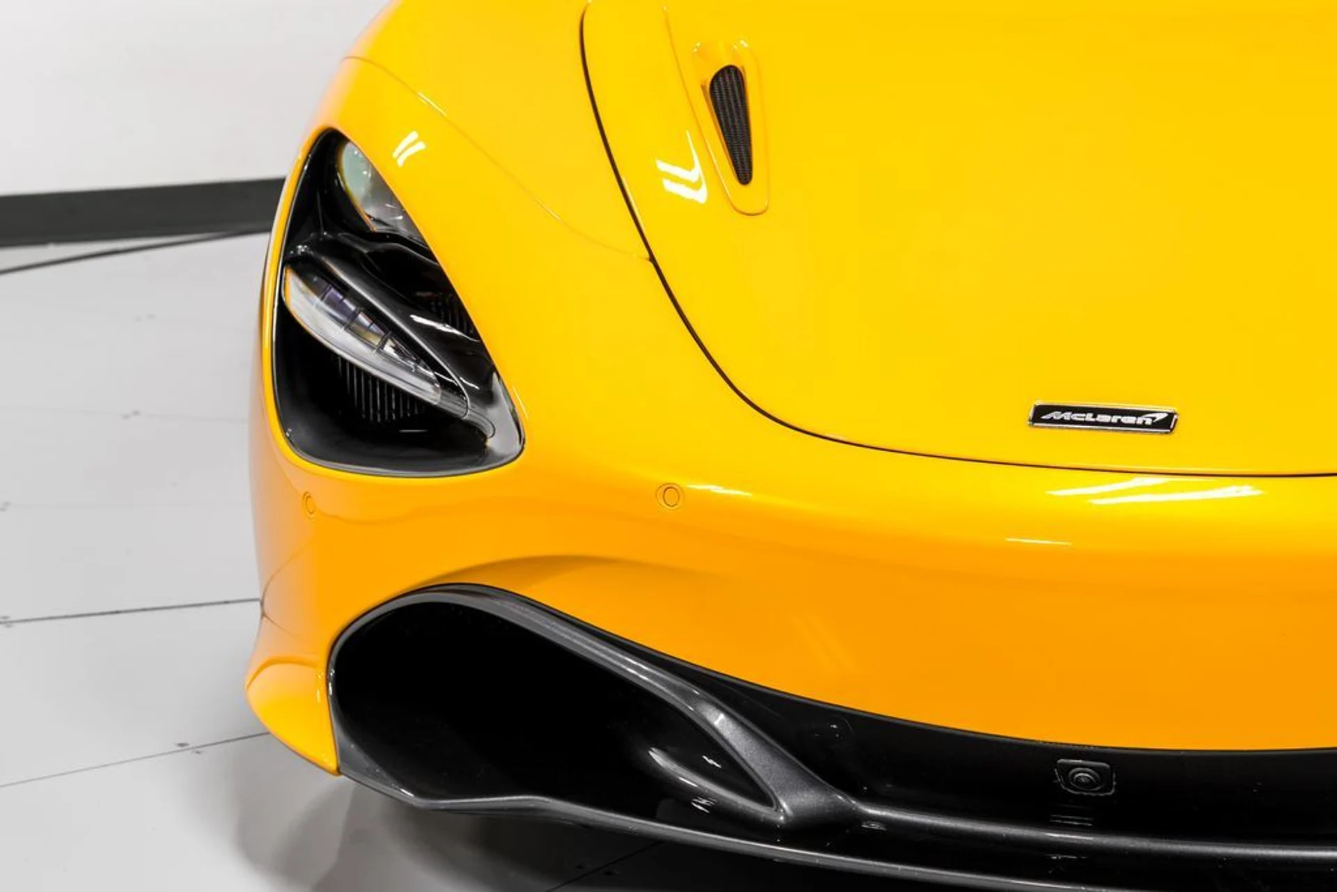 mph040_284678108_949ddeefd920f7041aea4b26891bc1e5x_f8f4eb0890