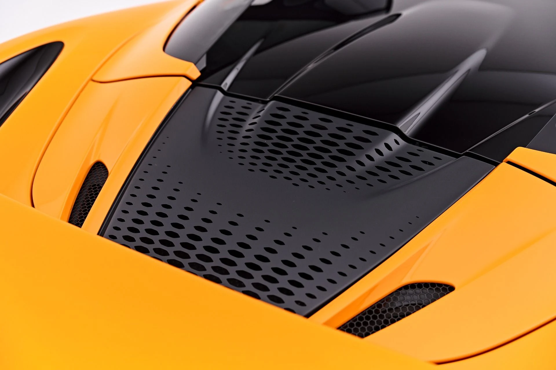 mph040_2861446867_Used_2025_Mc_Laren_750_S_1786993782_b1a8f48269