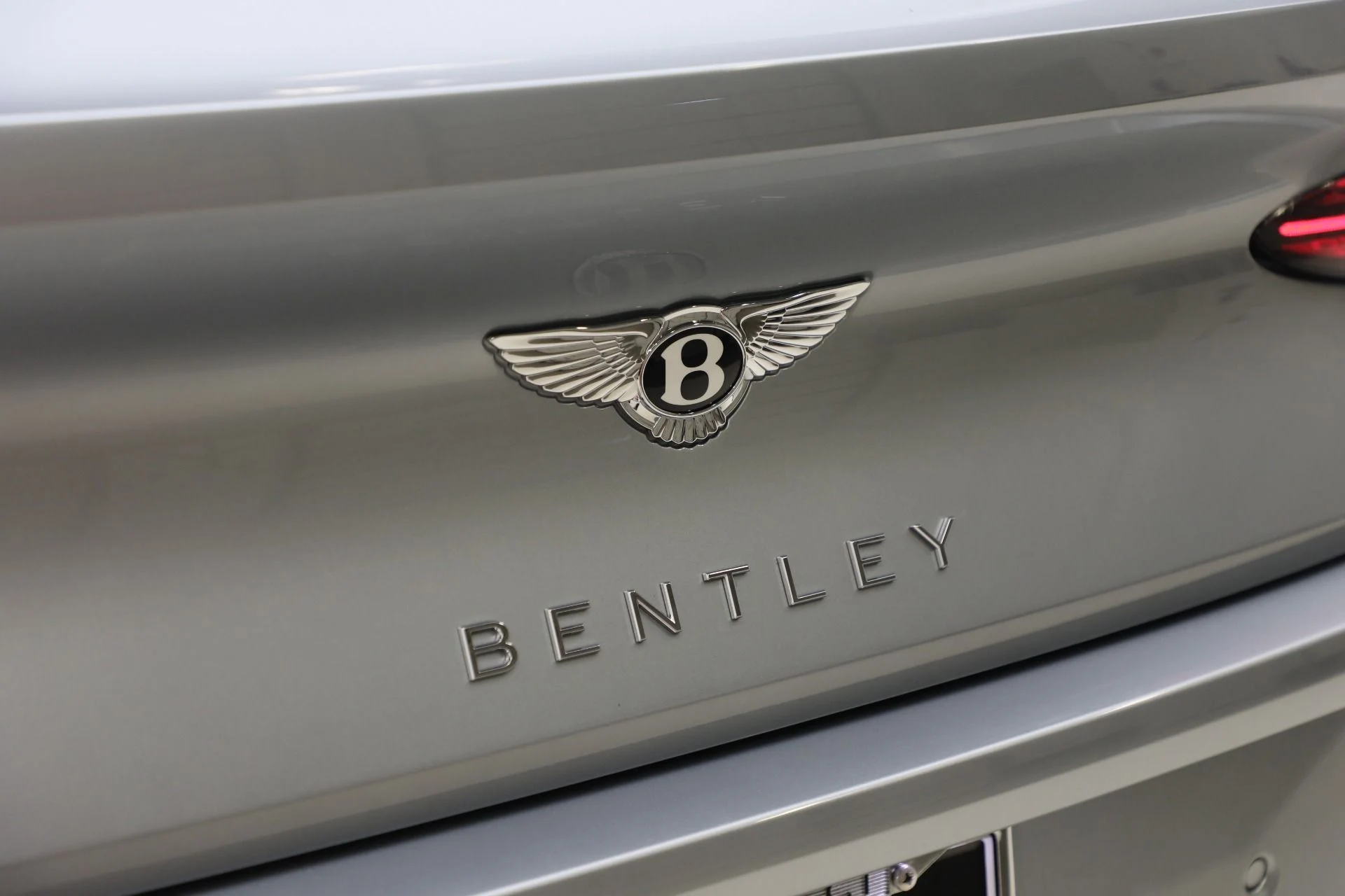 mph040_2869581681_New_2025_Bentley_Continental_GT_Speed_fbab0e359d