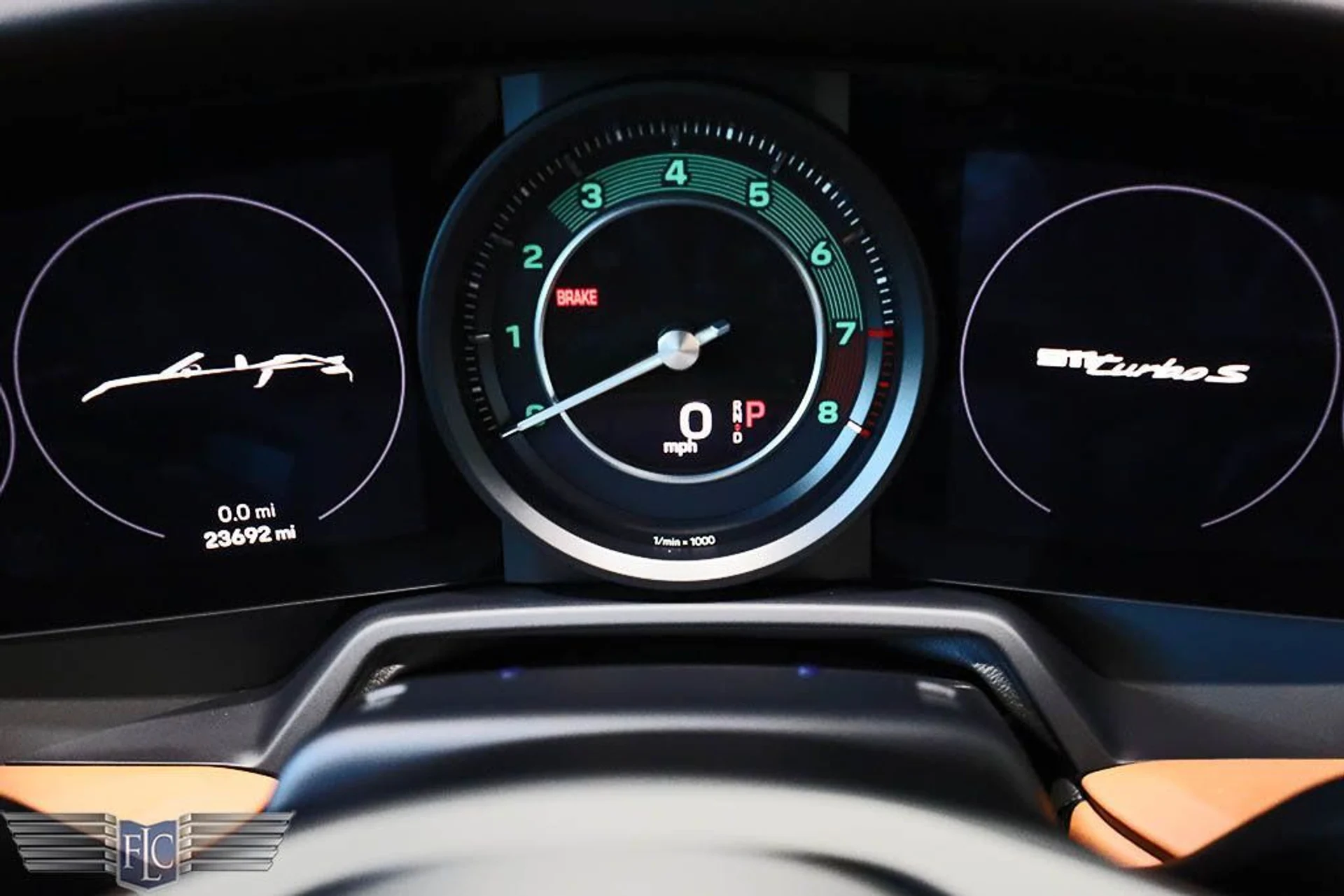 mph040_2877512818_used_2024_porsche_911_turboscabriolet_9689_22927458_41_1024_6338e2a198