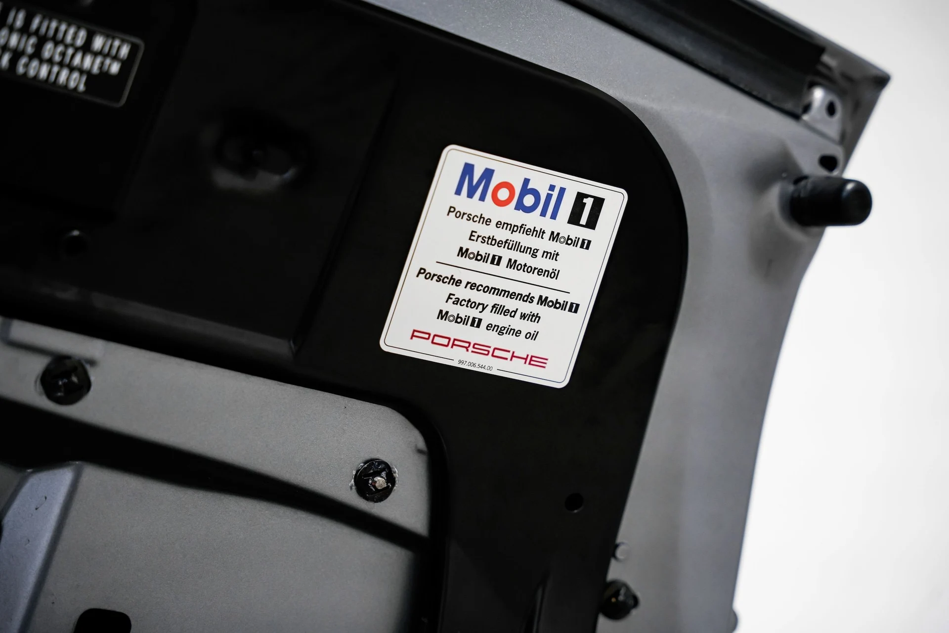 mph040_2878252034_0ba3d5053f653852360054ab49f74714x_77df1a7b80