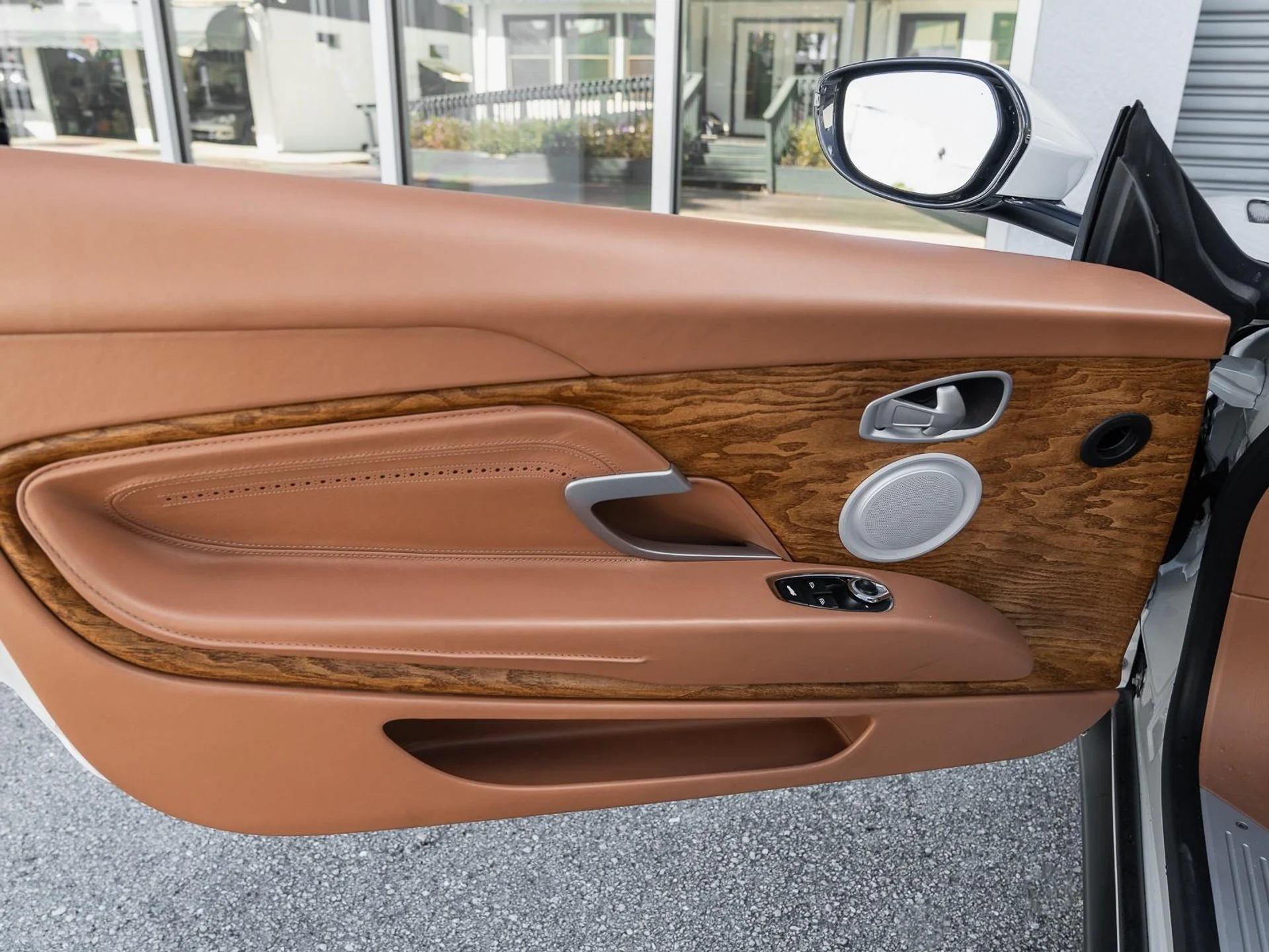 mph040_2890919589_Used_2019_Aston_Martin_DB_11_1760731554_958a1a8264