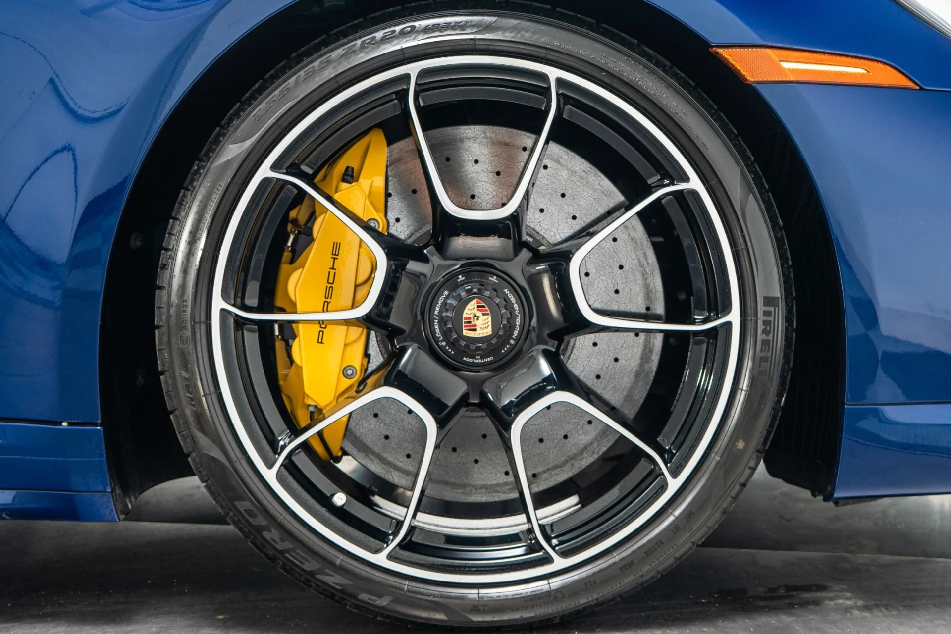 mph040_2891631647_Used_2022_Porsche_911_Turbo_S_Burmester_High_End_Audio_Sport_Exhaust_1758922499_0707f3279e