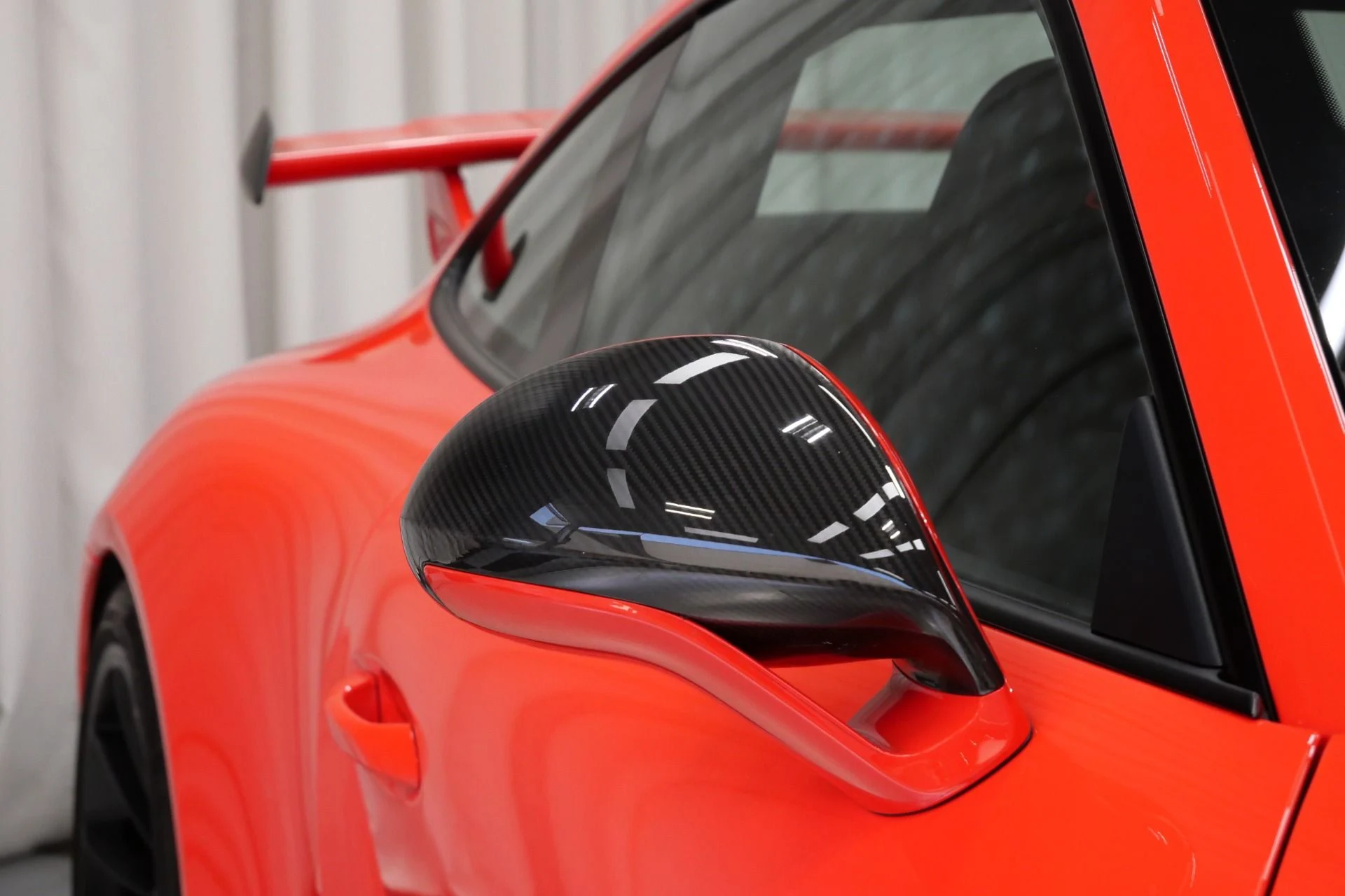 mph040_2898797693_Used_2019_Porsche_911_GT_3_1754414091_1f6fba0c40
