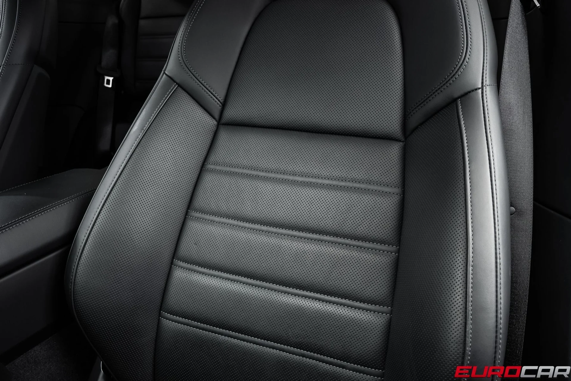 mph040_2900959870_4ef91277_047a_4124_a450_8276195acfe9_4967de8a04