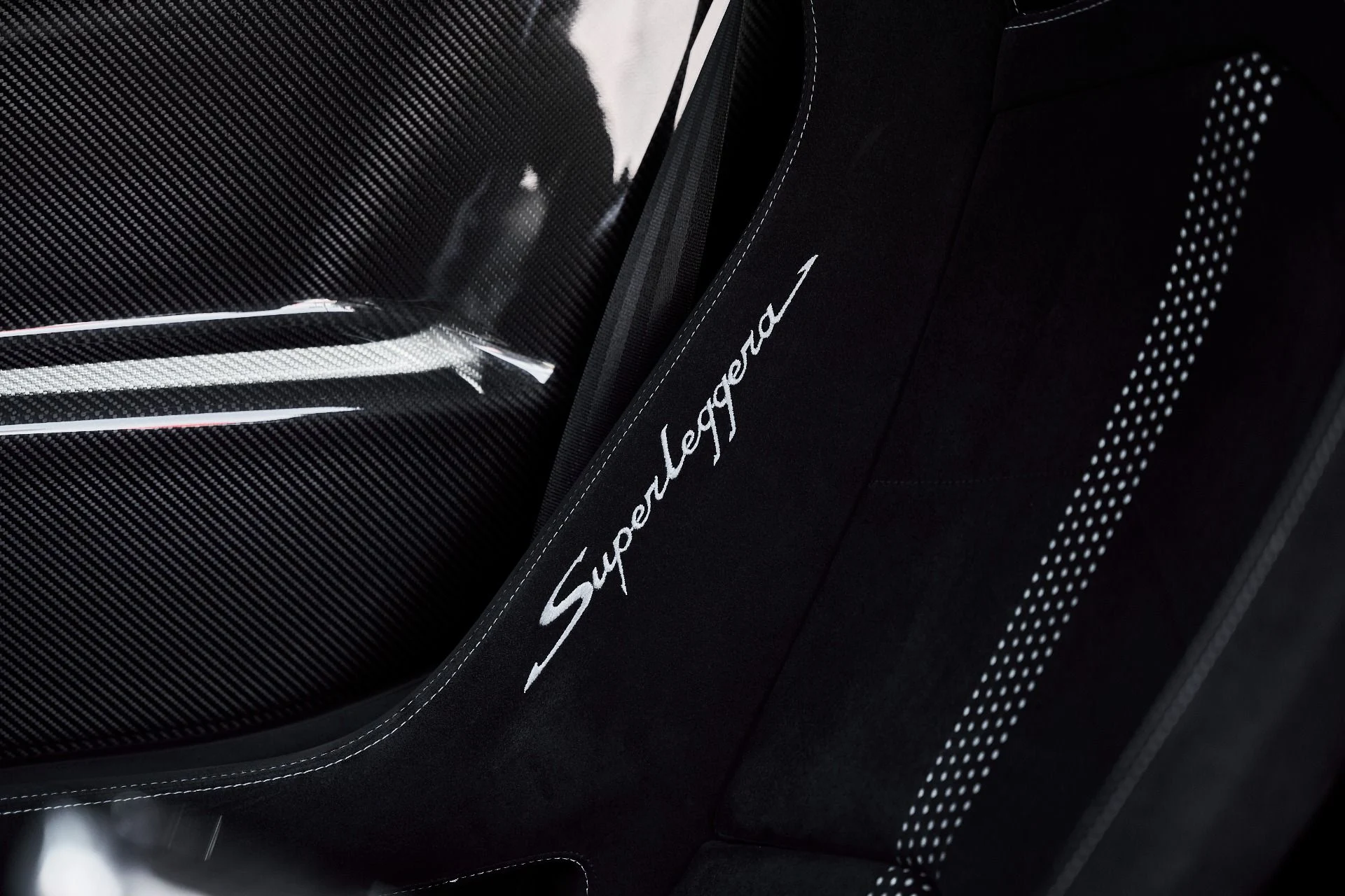 mph040_2910525294_Used_2010_Lamborghini_Gallardo_LP_560_4_1781313893_09012c05df