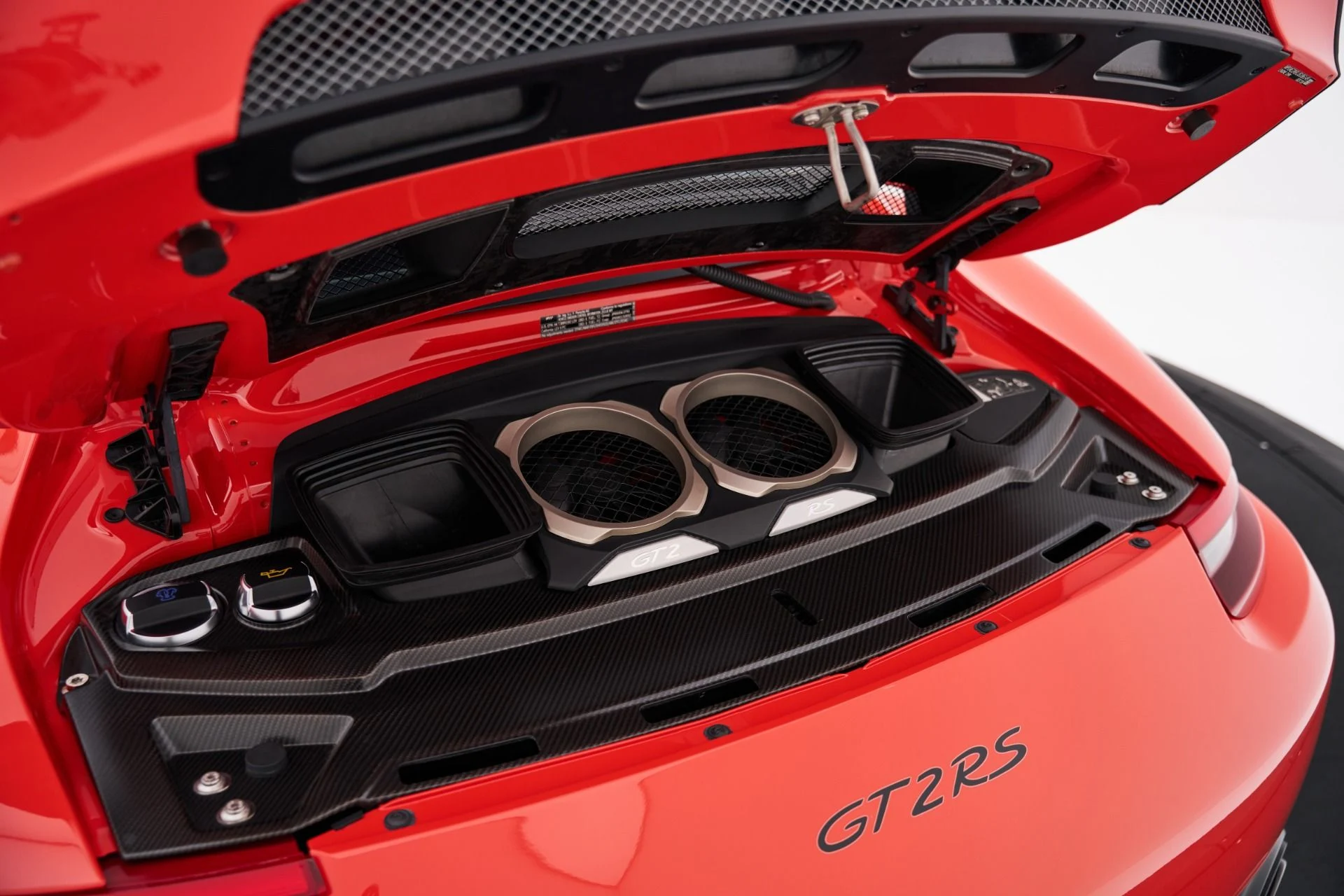 mph040_2913550525_Used_2018_Porsche_911_GT_2_RS_1792687199_3f6917716b