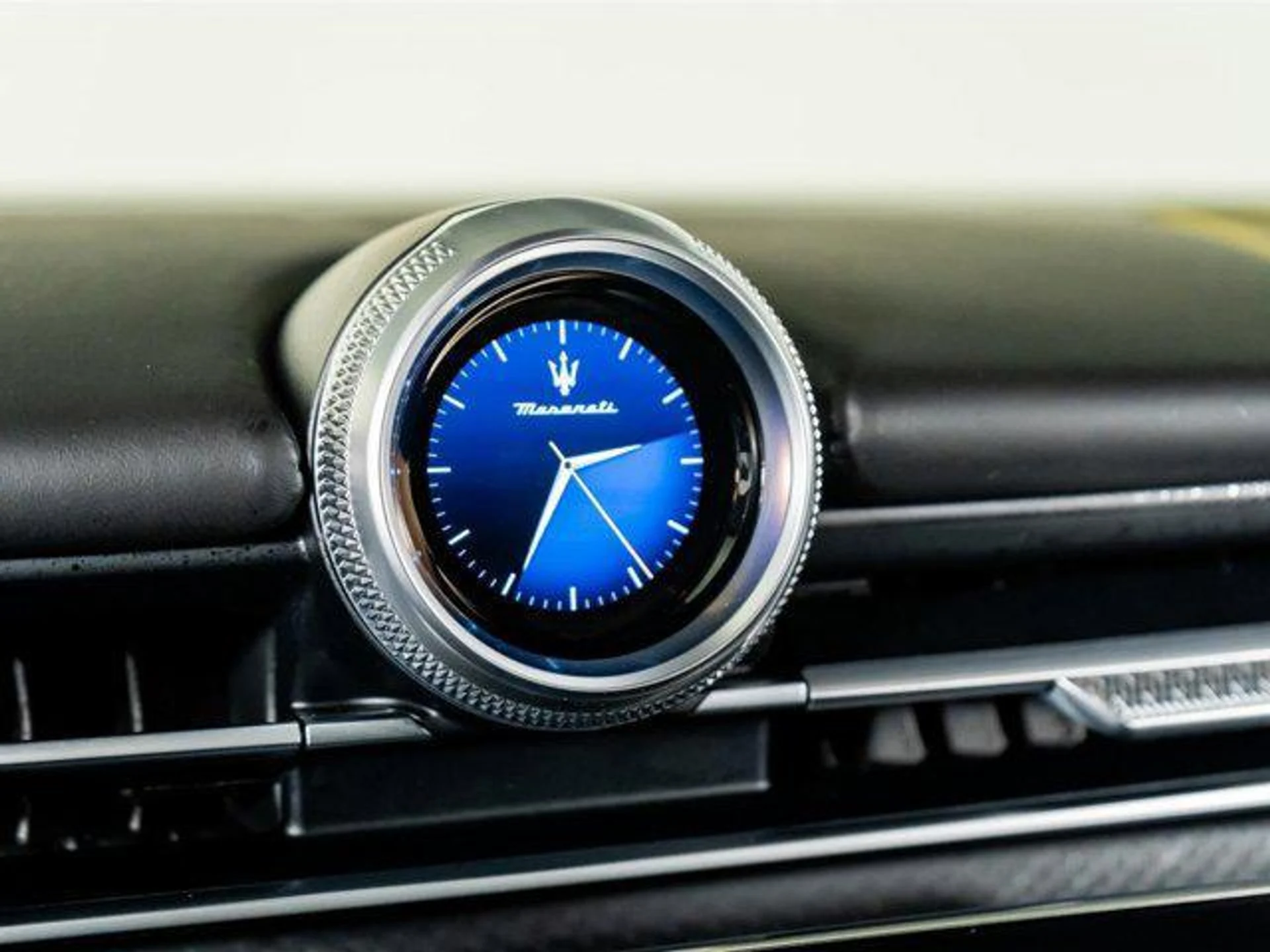 mph040_2921732281_7_SN_PJJ_Qzb_Yl_D4_LBOU_2ik_Ni_QT_o_c0138b659e