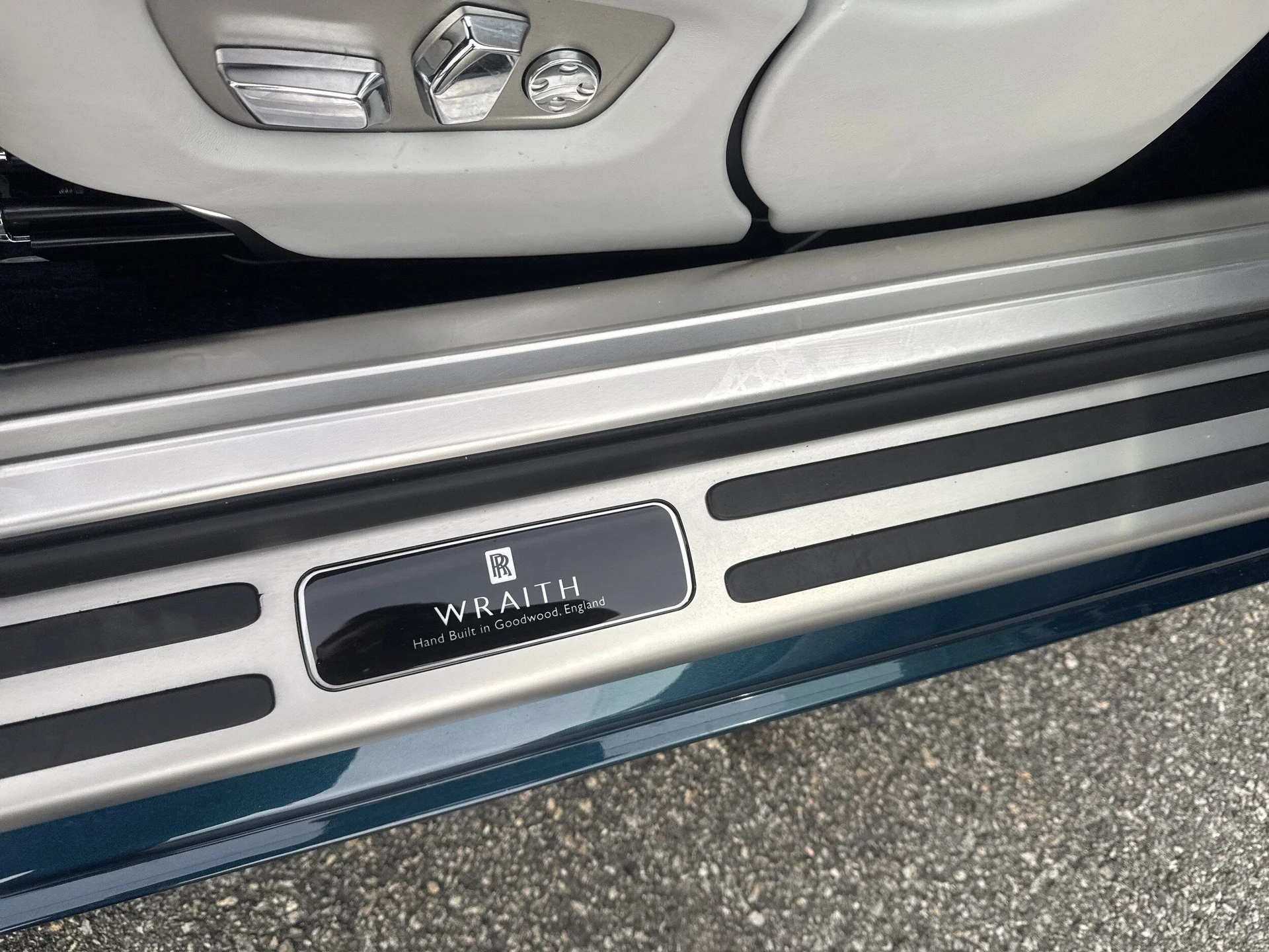 mph040_2924620034_54bc626cba16f6fb18c25c24bb9c2a56x_6cad49086c