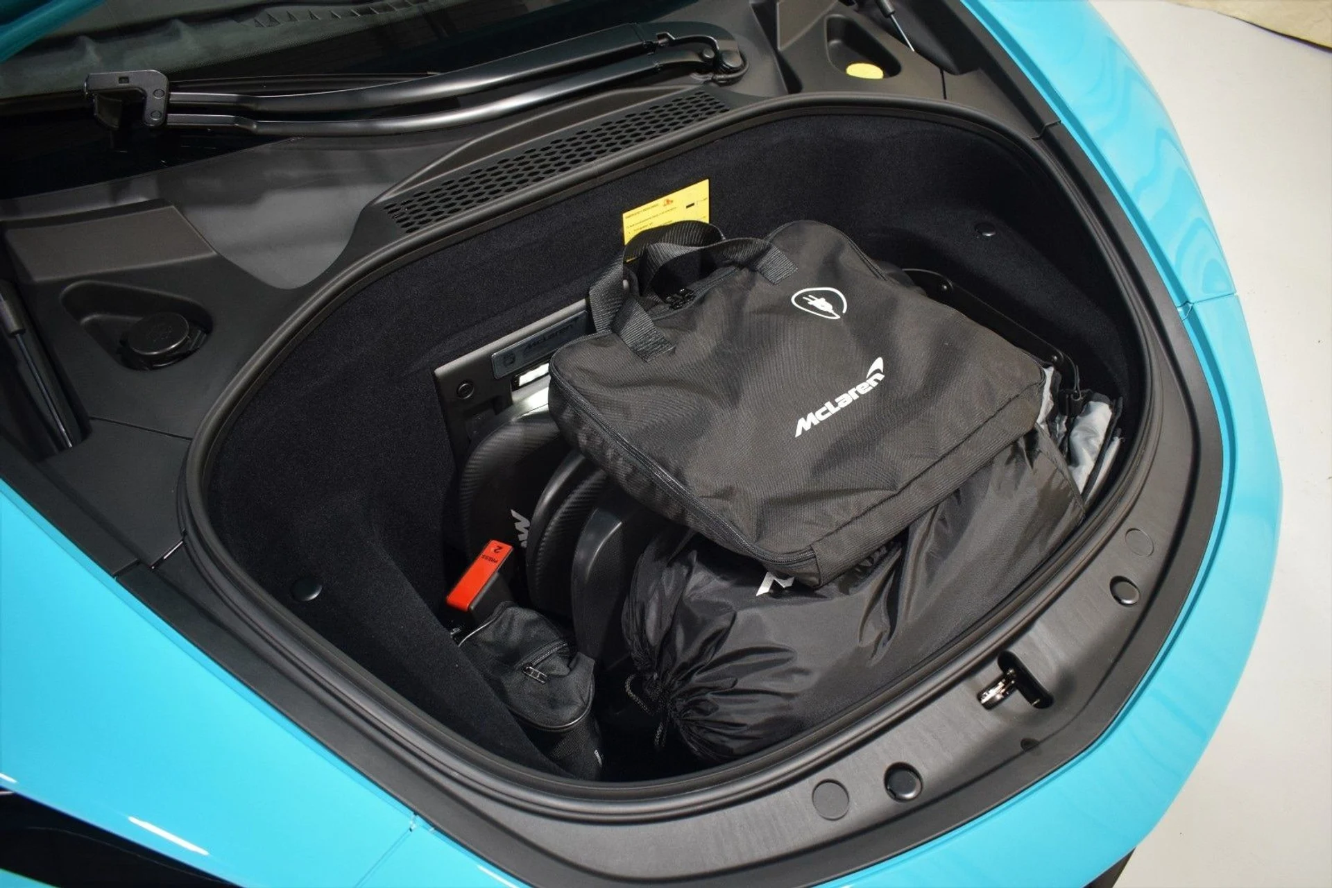 mph040_2940189377_ffbb400dd1343b527eeeb61a840b5f98x_176e406448