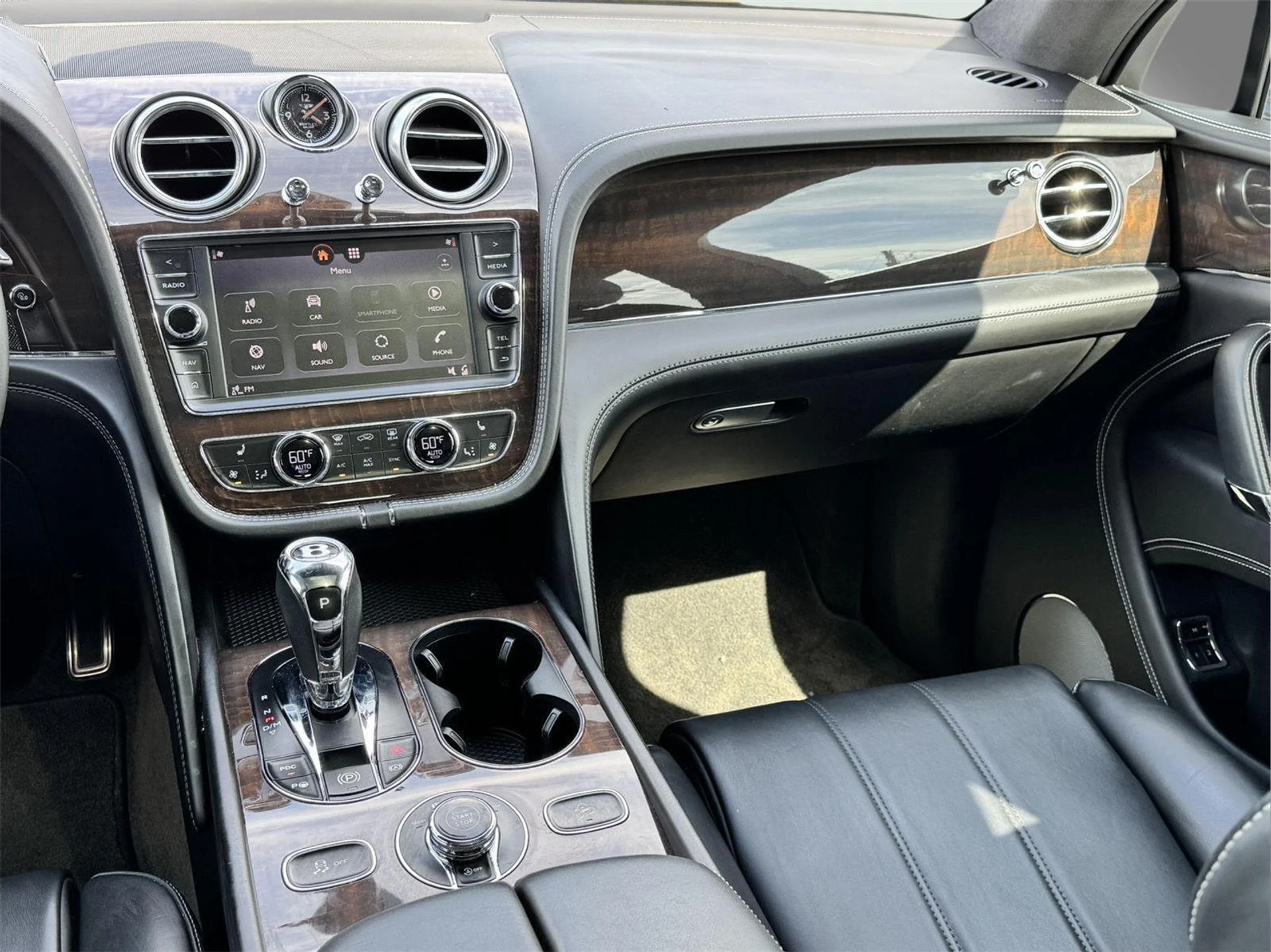 mph040_2956551183_afa1eead3db01a53ae33e86c777f40e8_a17c220509