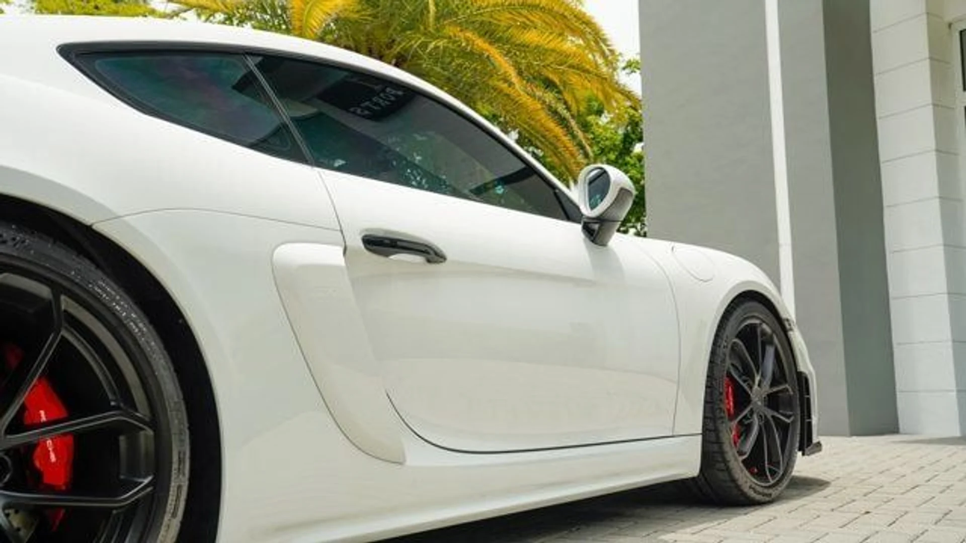 mph040_2958079035_used_2020_porsche_718_cayman_gt4coupe_14354_22875819_41_640_f0facc0bbf