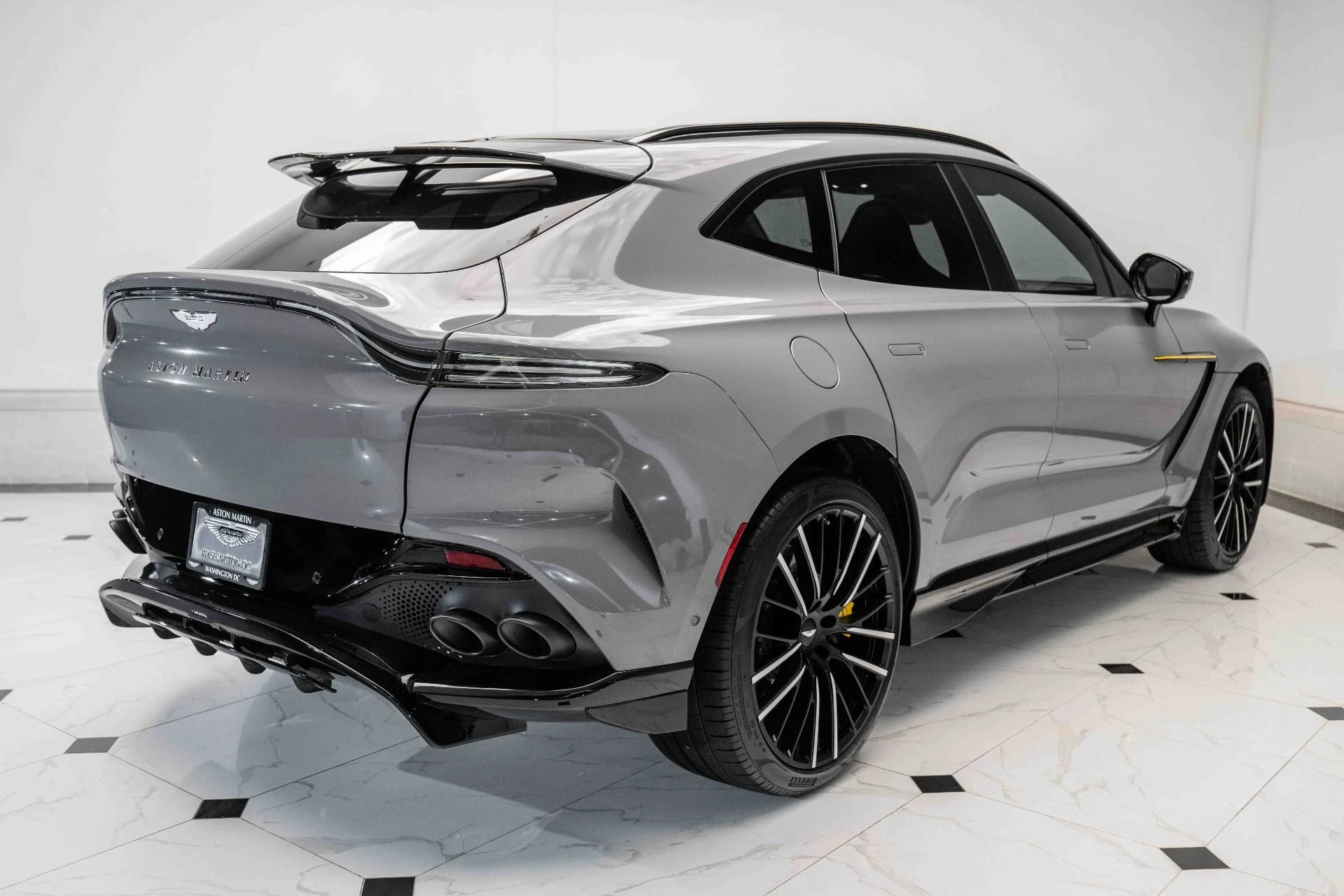 mph040_295875786_Used_2023_Aston_Martin_DBX_707_1728832242_3c298379b1