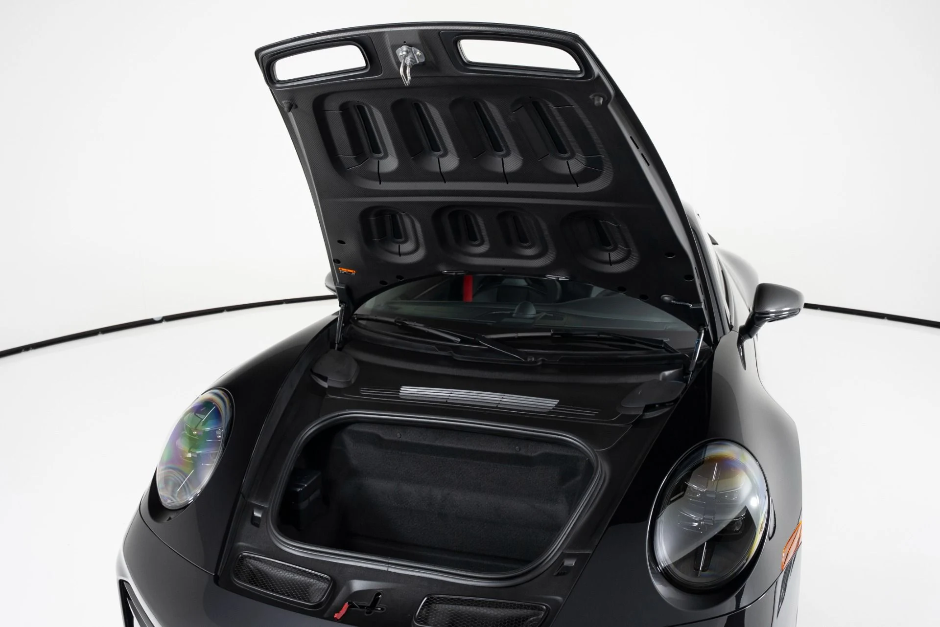 mph040_2962107692_Used_2025_Porsche_911_GT_3_Touring_1756254262_d1c53ff998