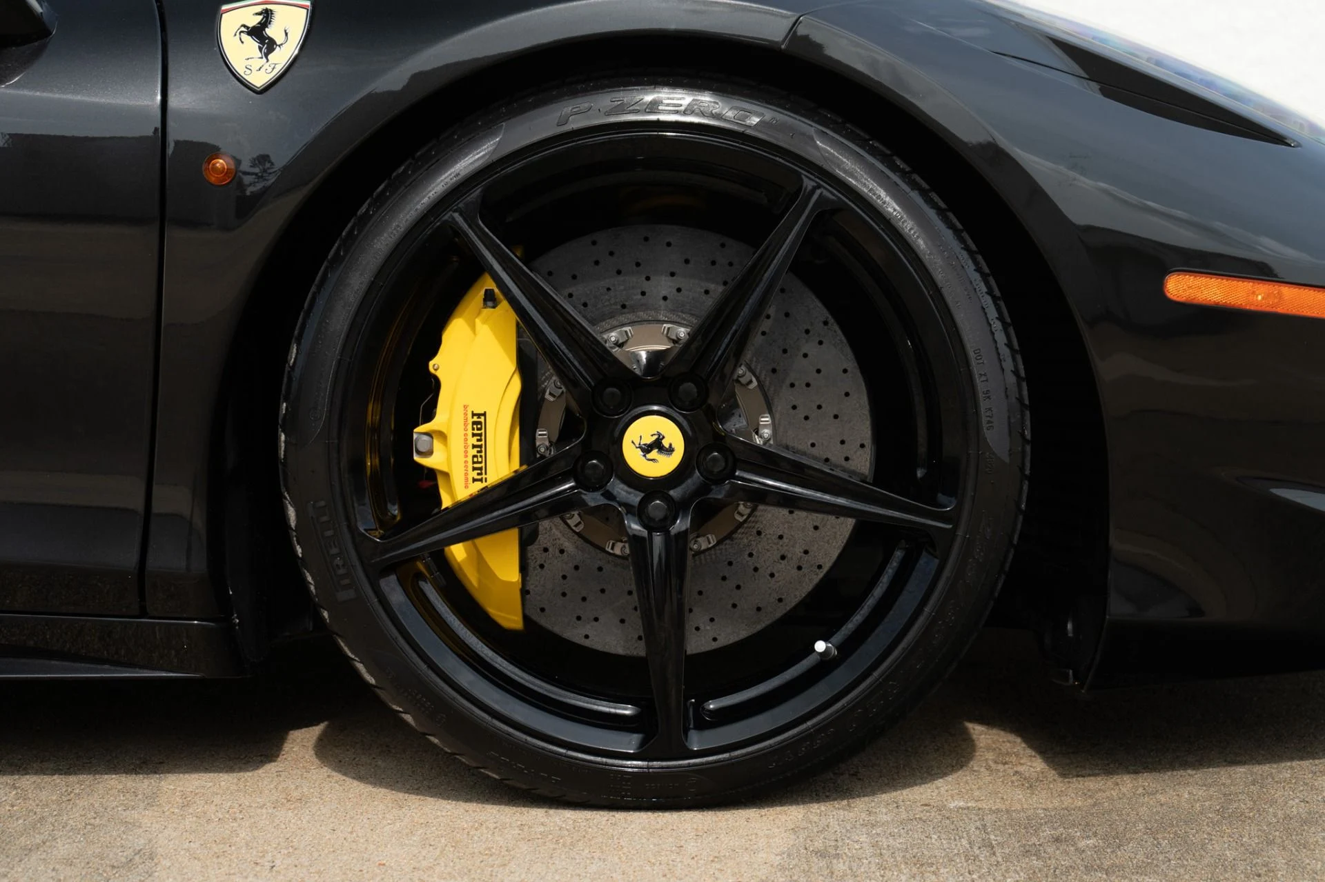 mph040_2962921439_Used_2011_Ferrari_458_Italia_1782320049_1908051672