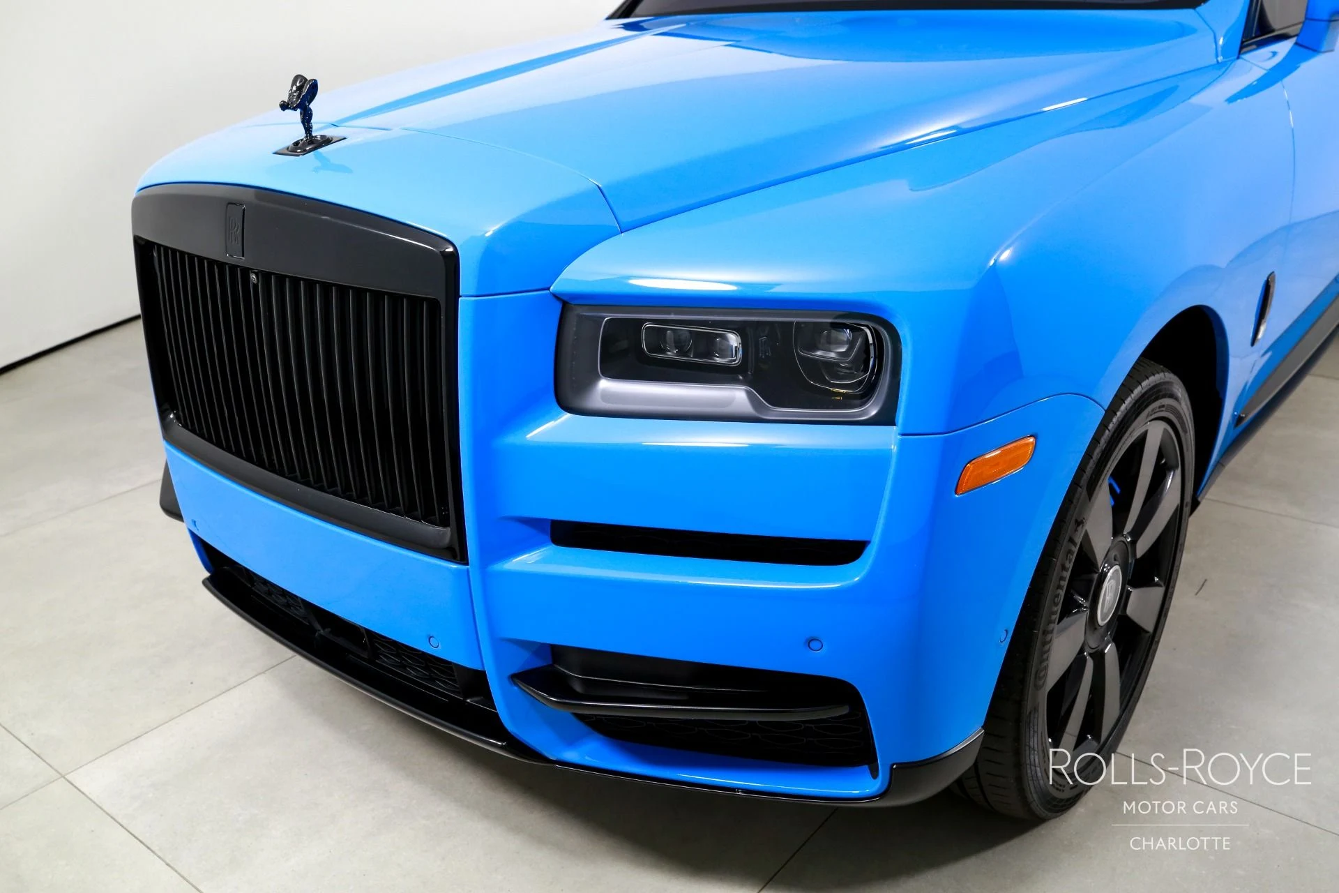 mph040_2967917928_Used_2023_Rolls_Royce_Cullinan_1771369577_72d3286555